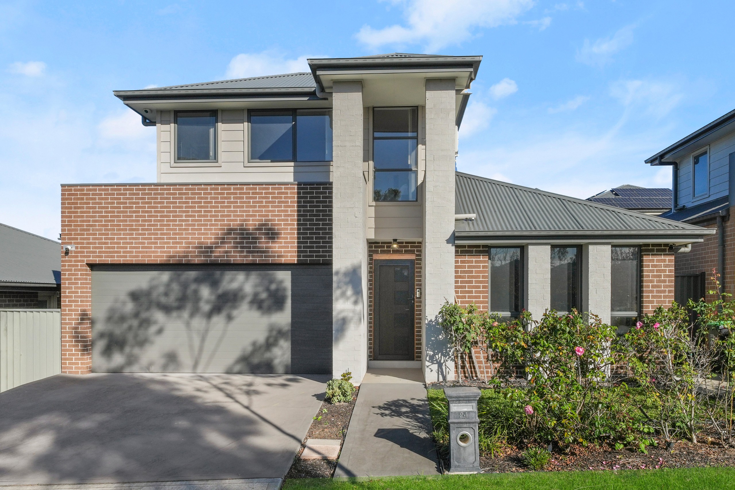 24 Greenwood Parkway, JORDAN SPRINGS, NSW 2747