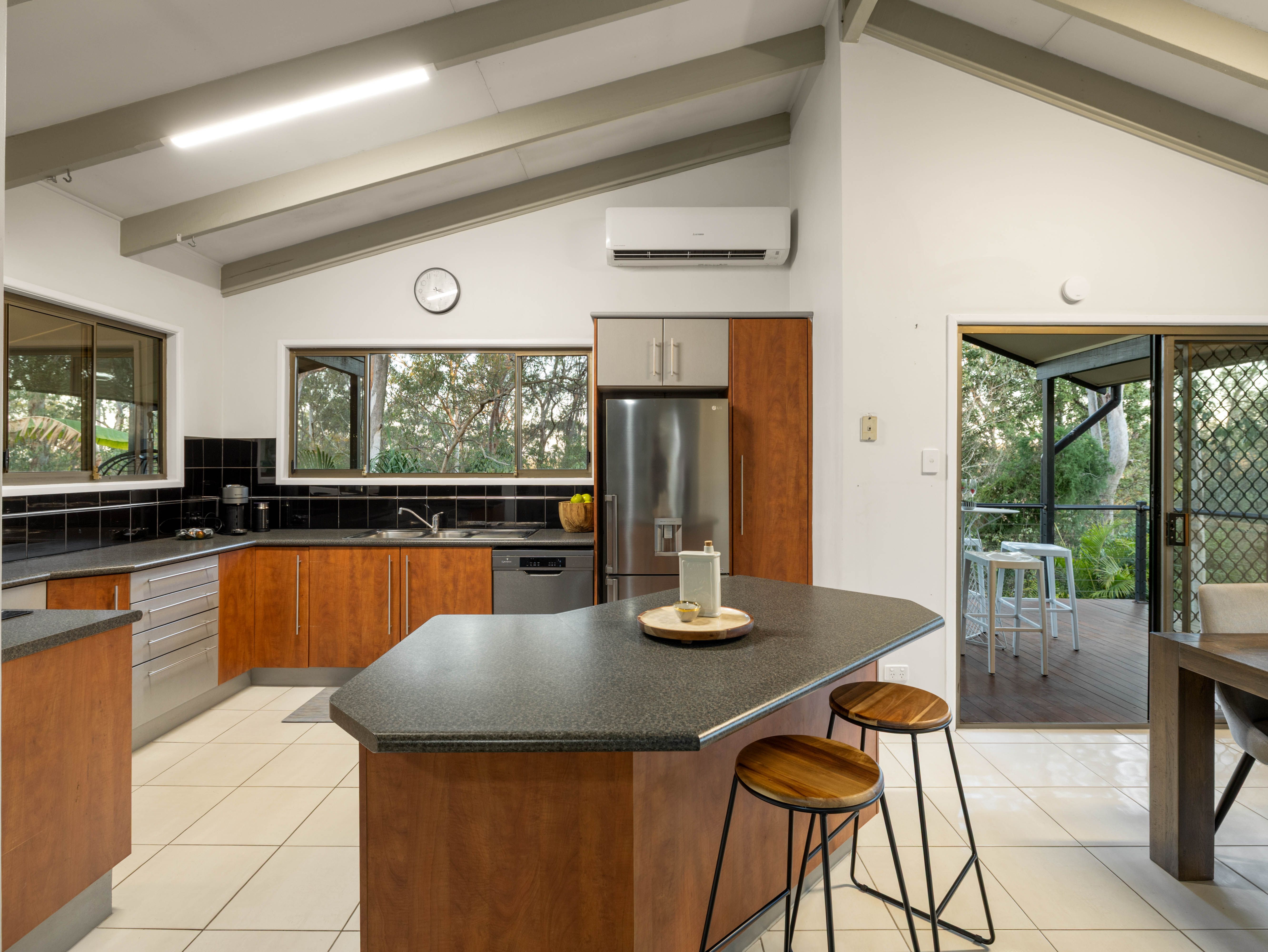 62 Fiona Street — photo 4 of 30