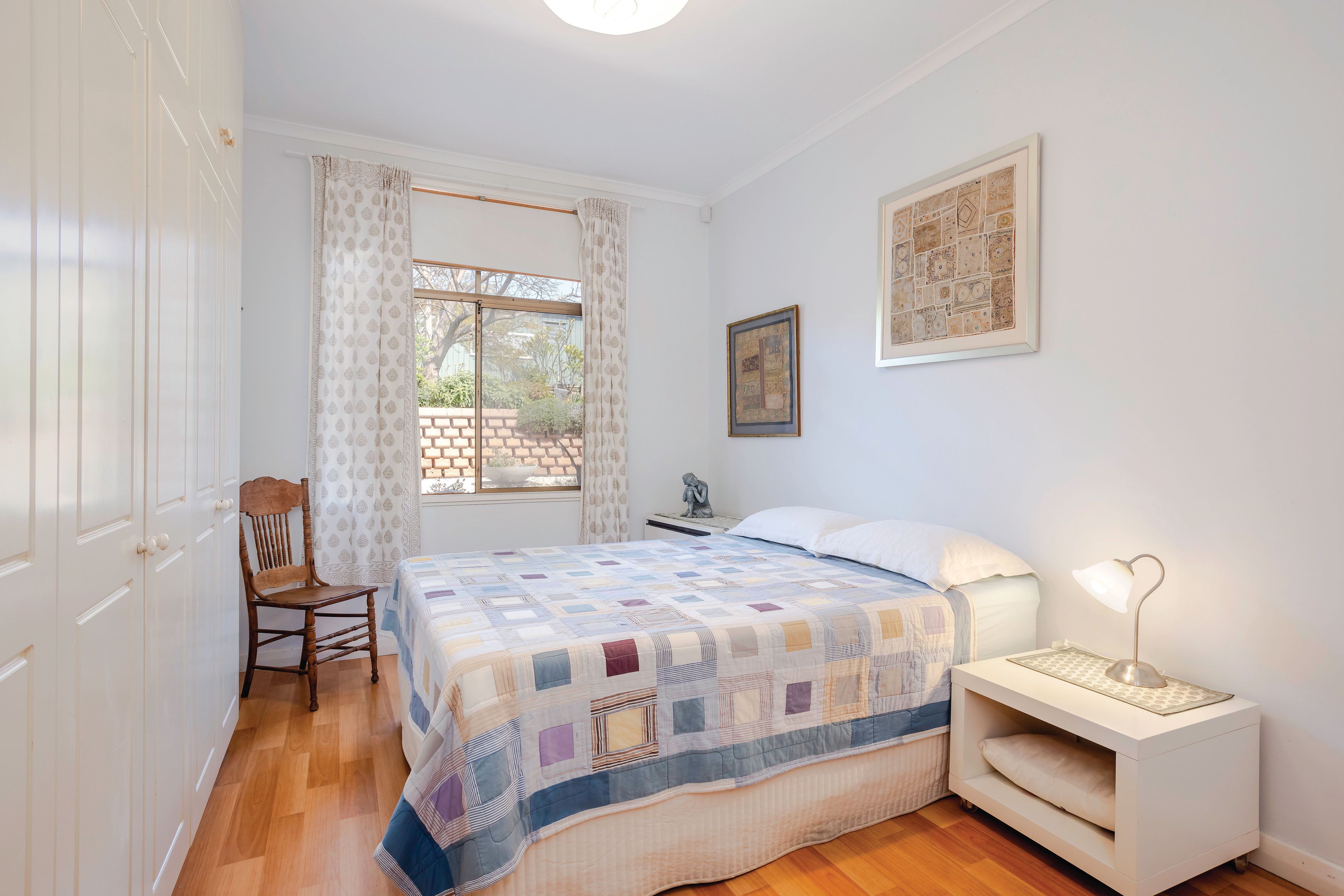 6 Dudley Crescent — photo 16 of 24