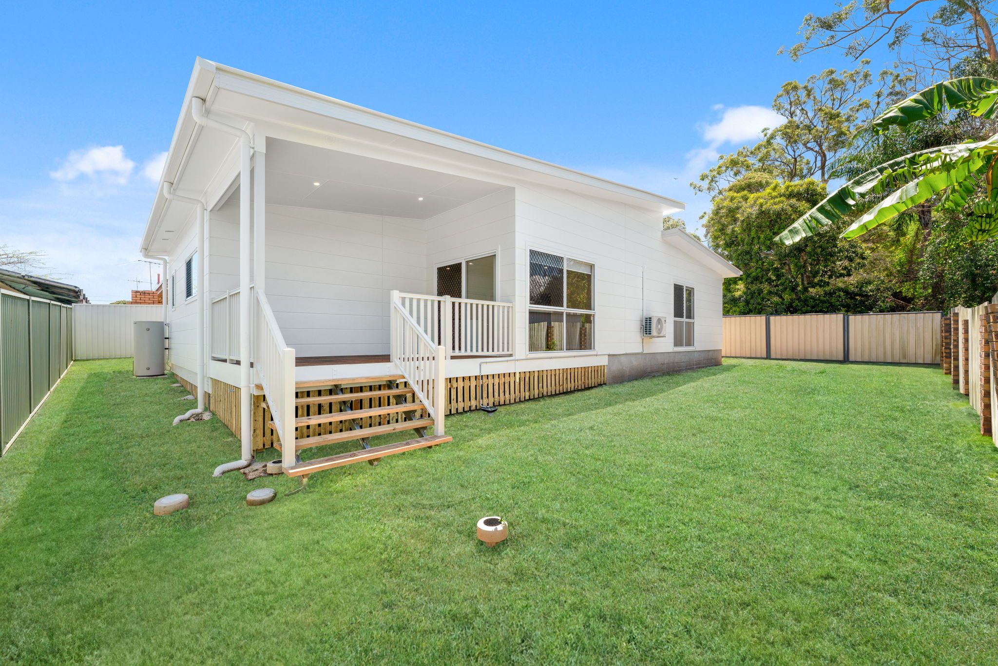 8B Woodview Street — photo 8 of 16