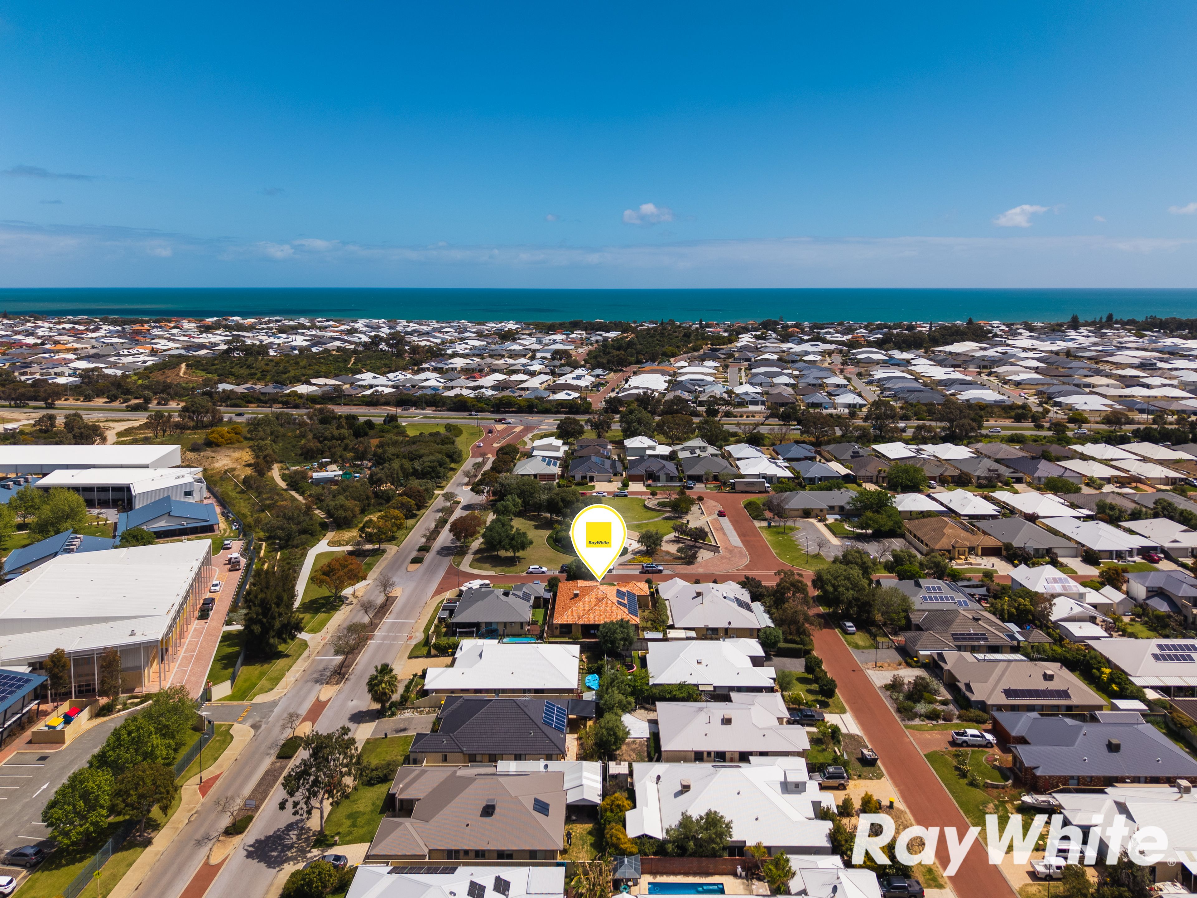 4 Cohen Vista, Lakelands, WA 6180