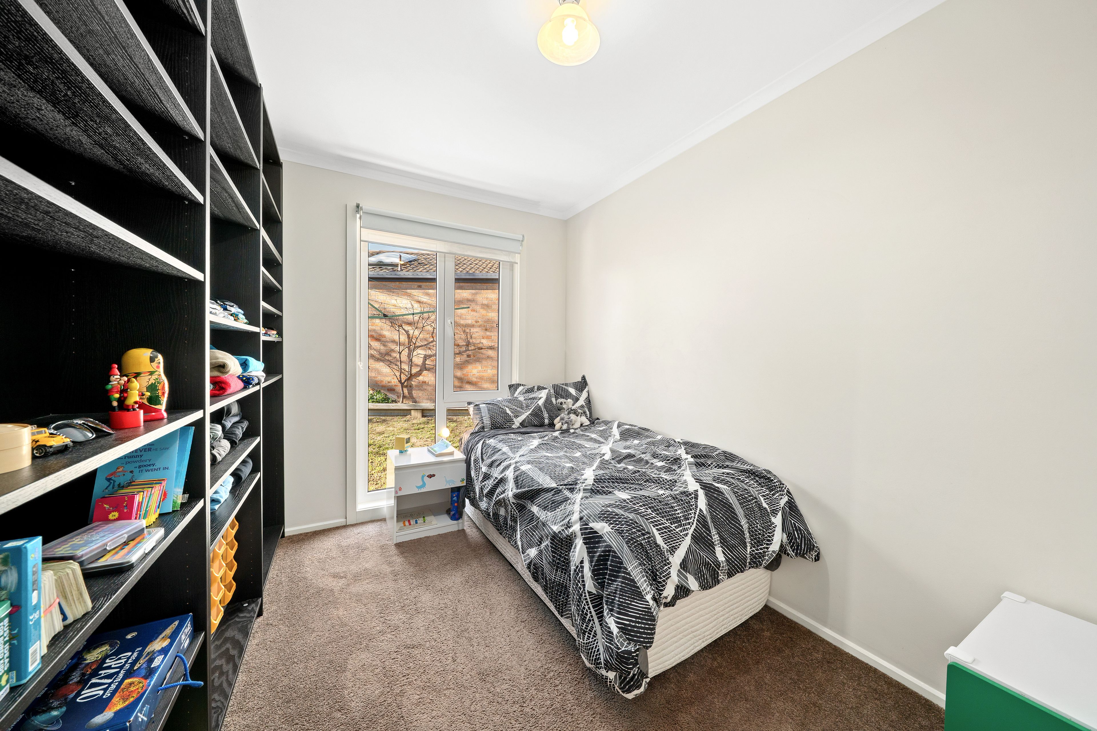 33 Gibbons Street — photo 11 of 22