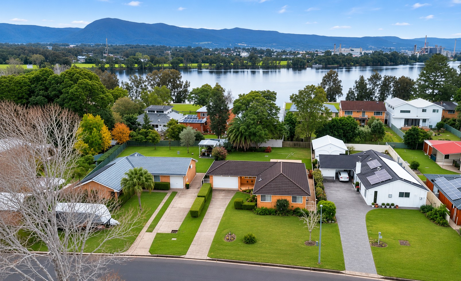 15 Lyrebird Drive, Nowra, NSW 2541