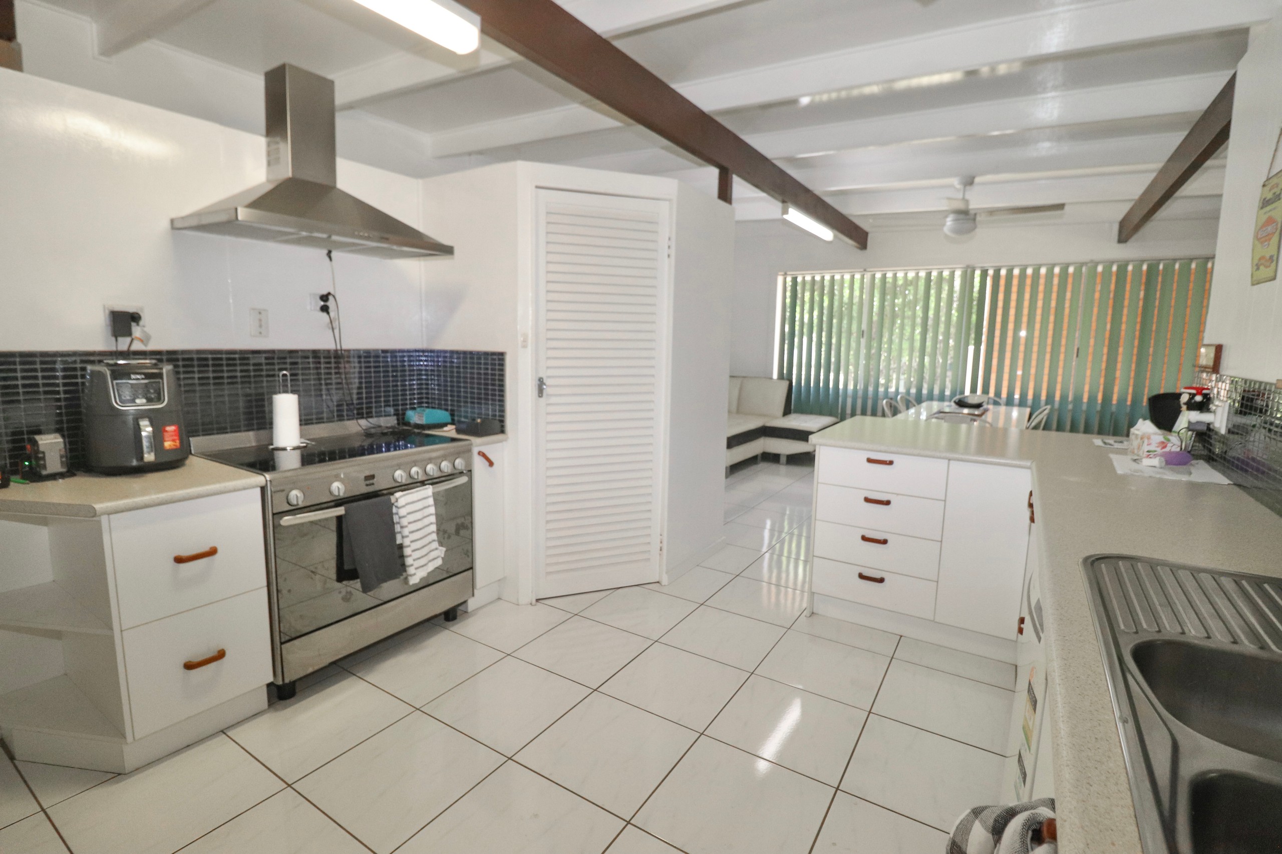 1-3 Rosendahl Street, Halifax, QLD 4850