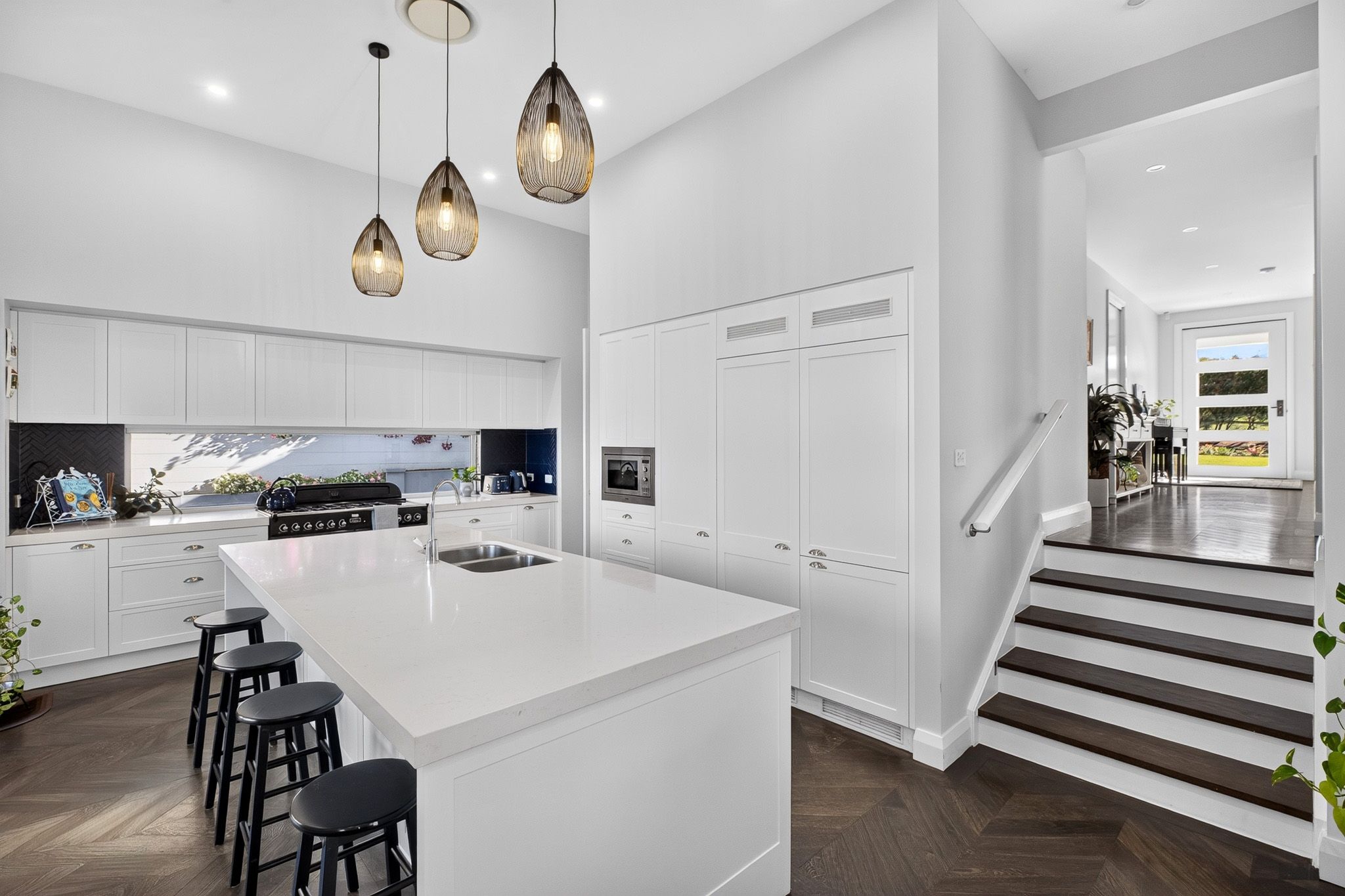 4 McLeod Place — photo 5 of 30