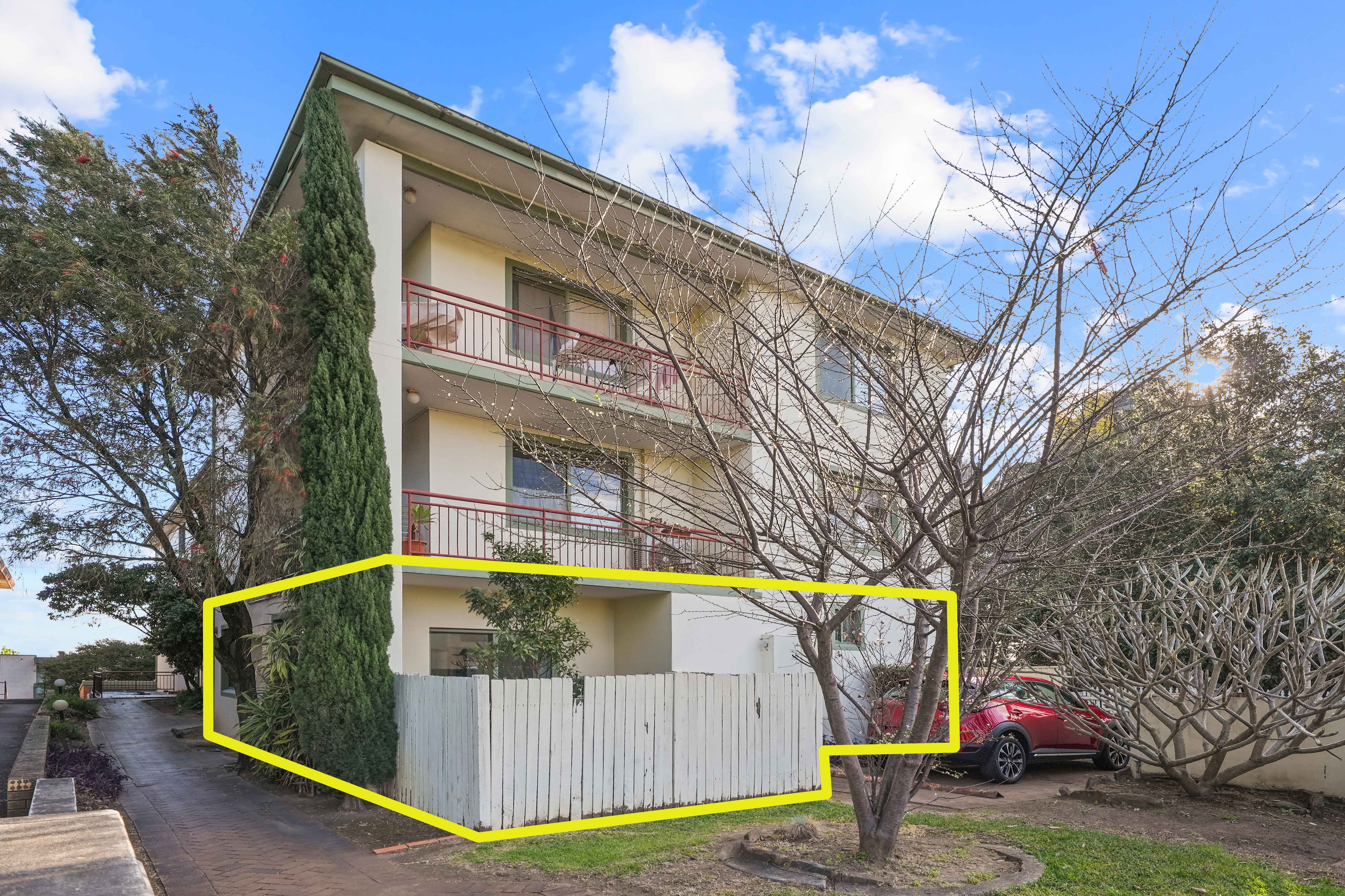 1/360 Marsden Road — photo from Ray White Castle Hill
