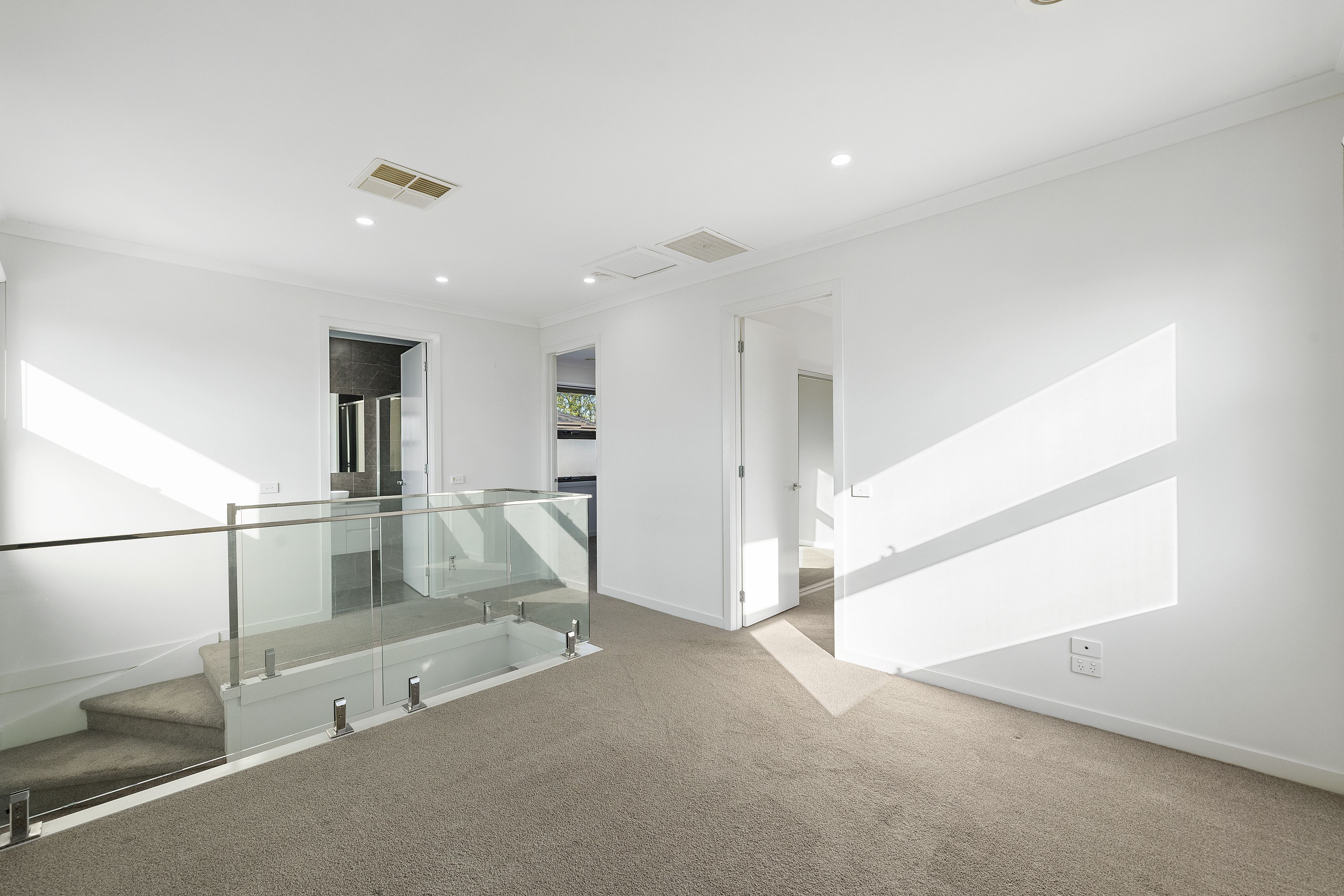 3B Anne Road — photo 4 of 7