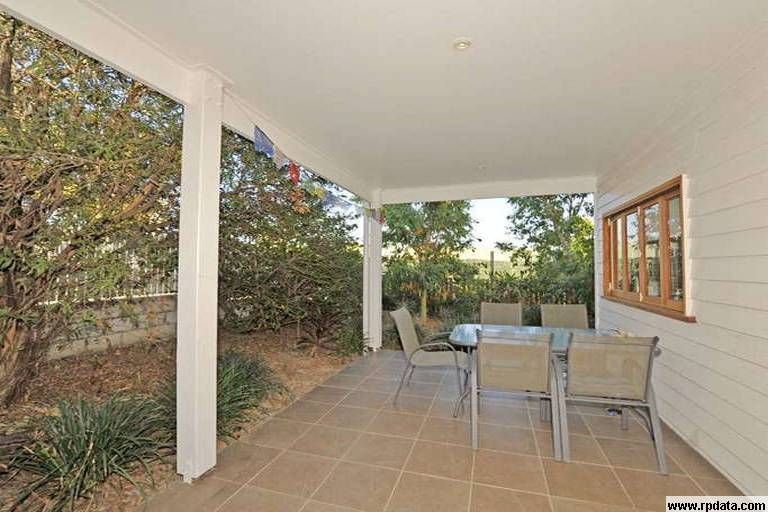 3 Blake Street, Wooloowin, QLD 4030