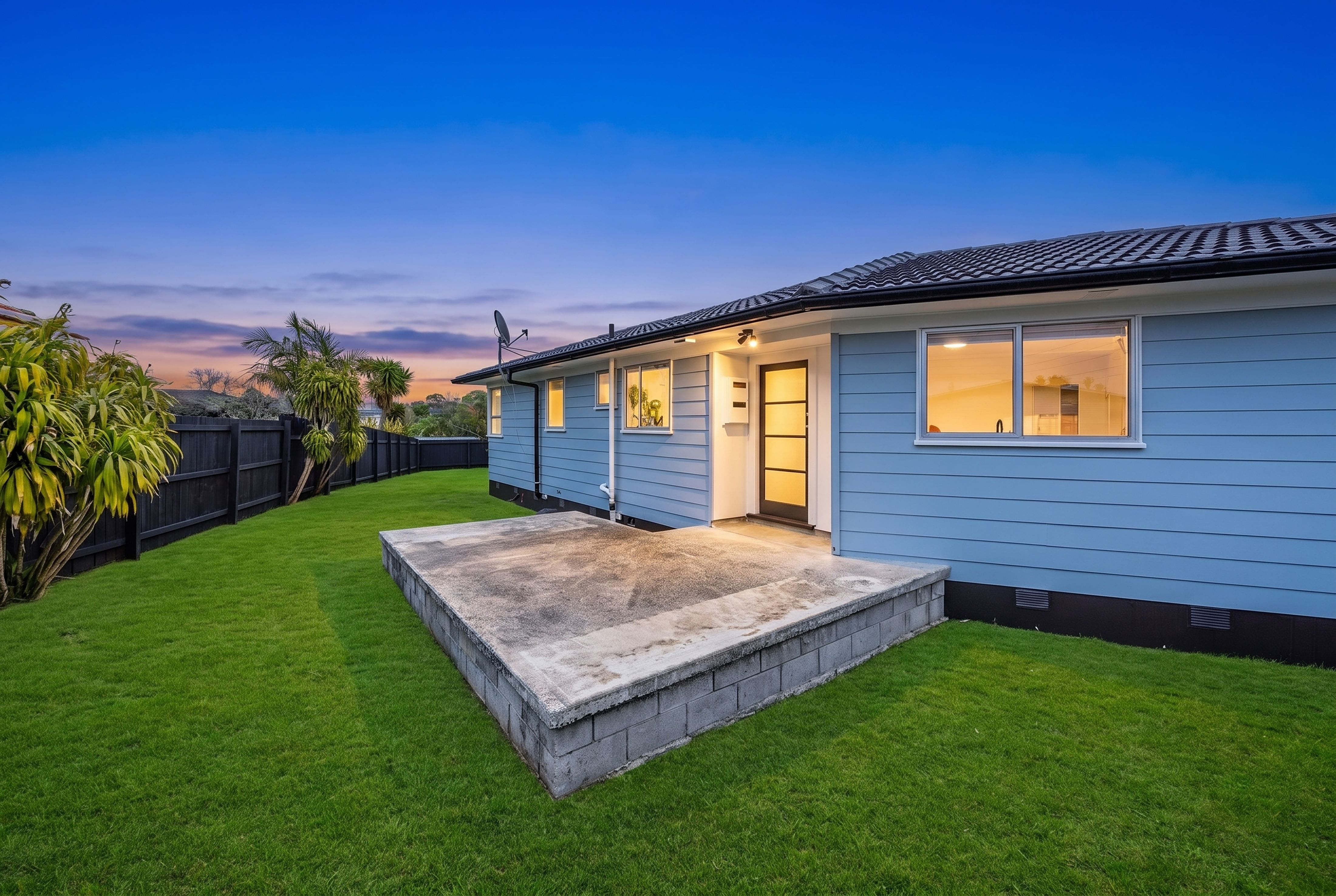 8 Aldo Place, Clover Park, Manukau City