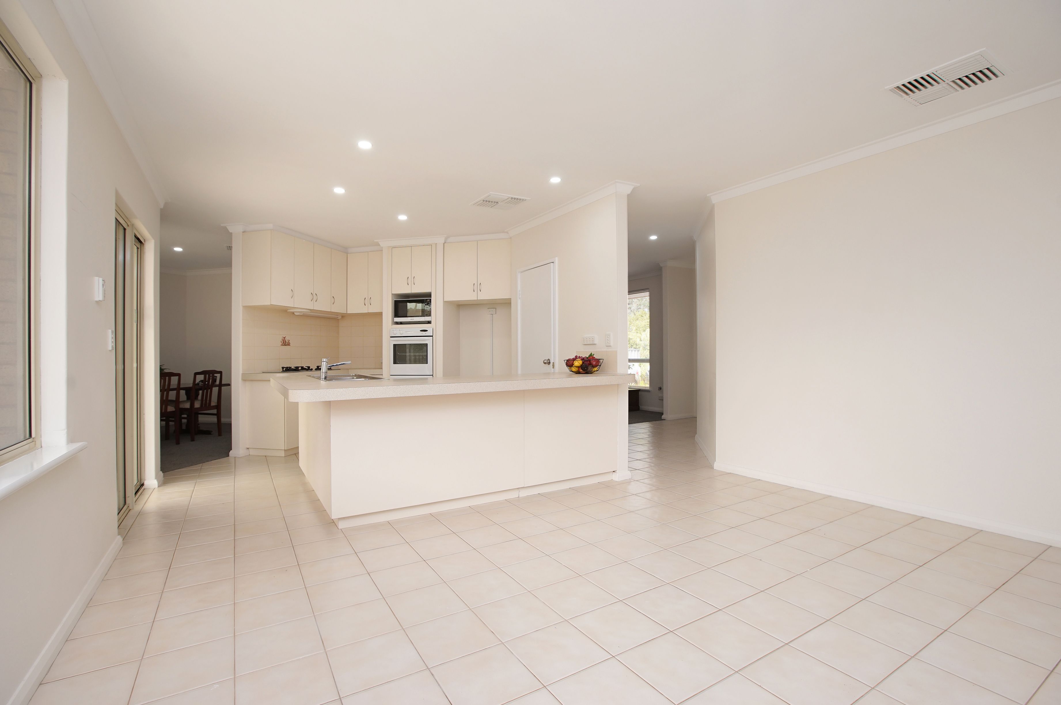 9B Le Souef Drive — photo 13 of 30
