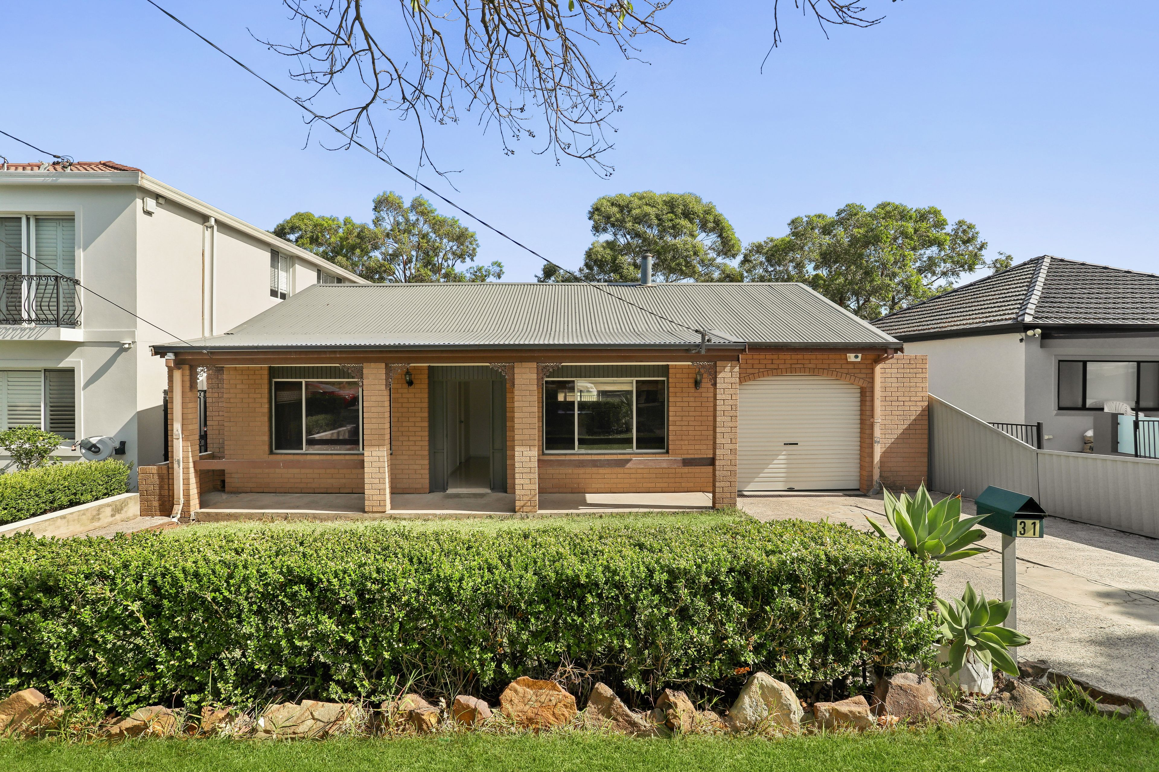31 Karuah Street, Greenacre NSW 2190