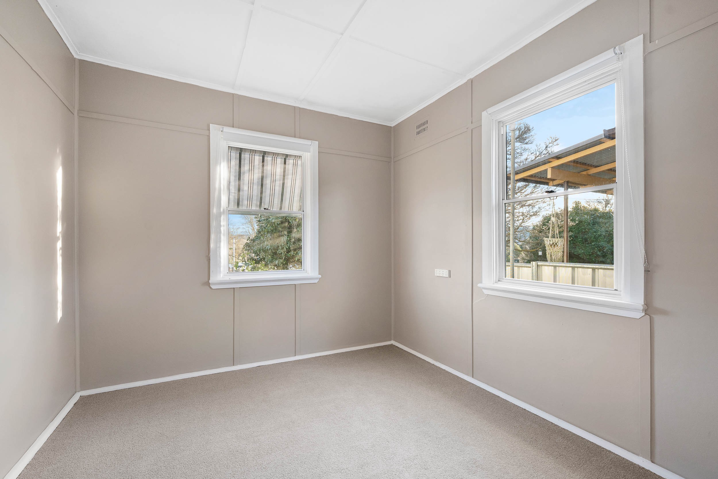 10 Wade Street, Crookwell, NSW 2583