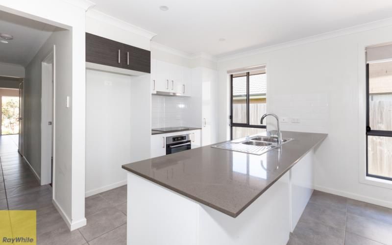 94 Cordeaux Crescent, Redbank Plains, QLD 4301