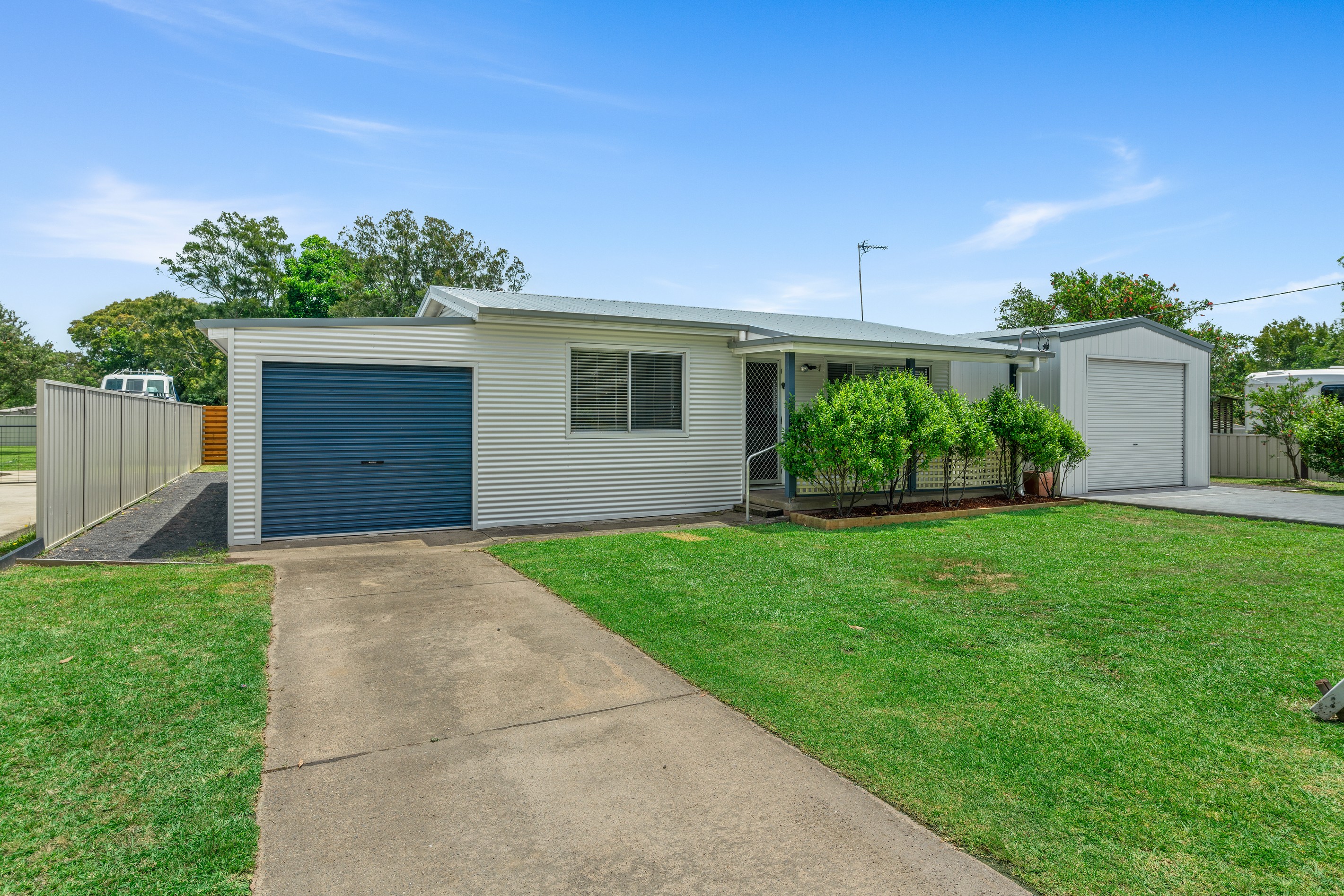 15 Prince Edward Avenue, Culburra Beach, NSW 2540