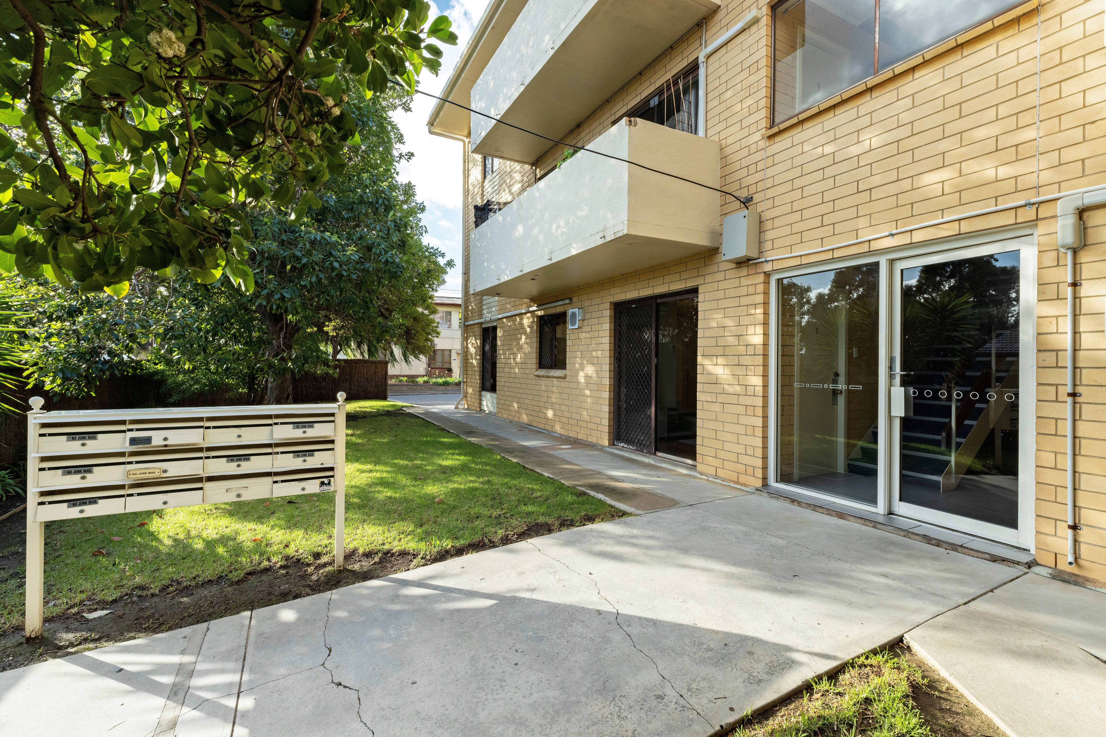 1/2 Alison Street, Glenelg North, SA 5045