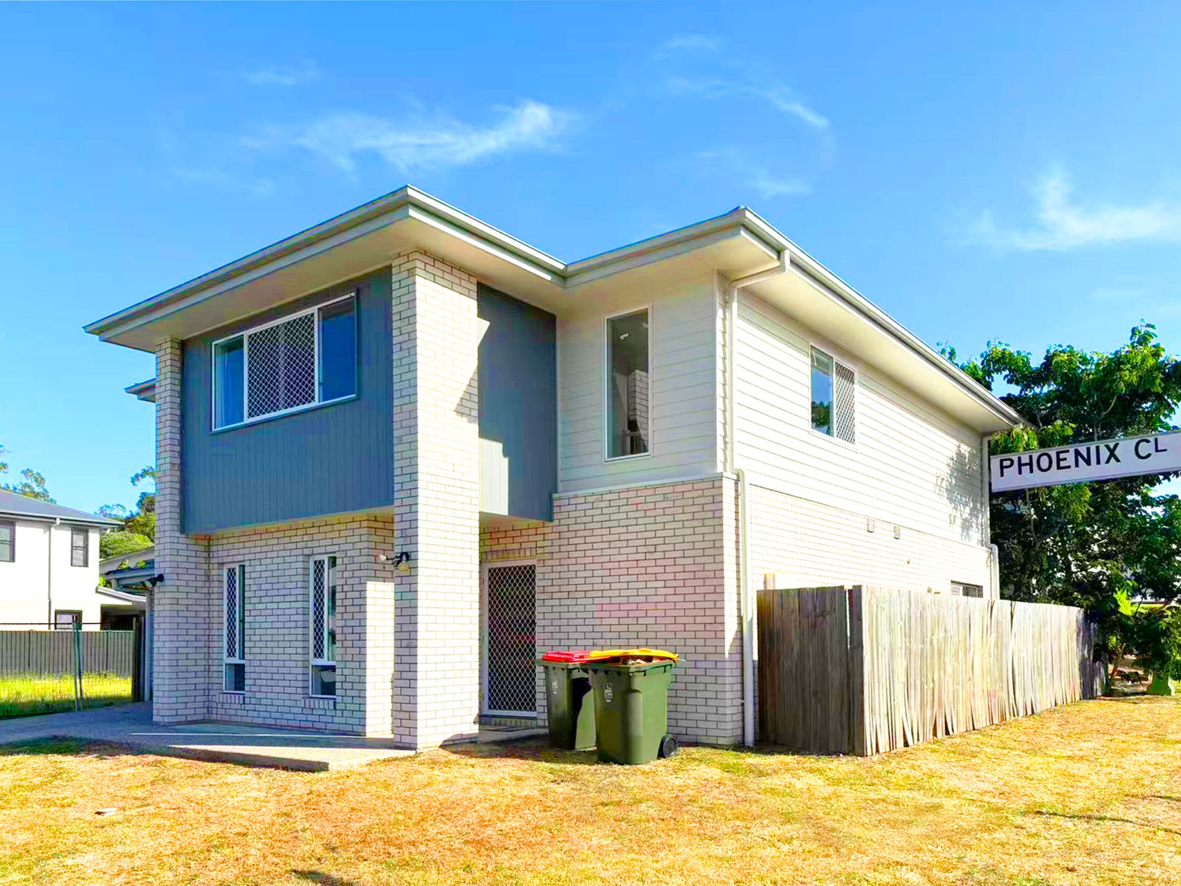 1 Phoenix Close, Calamvale, QLD 4116