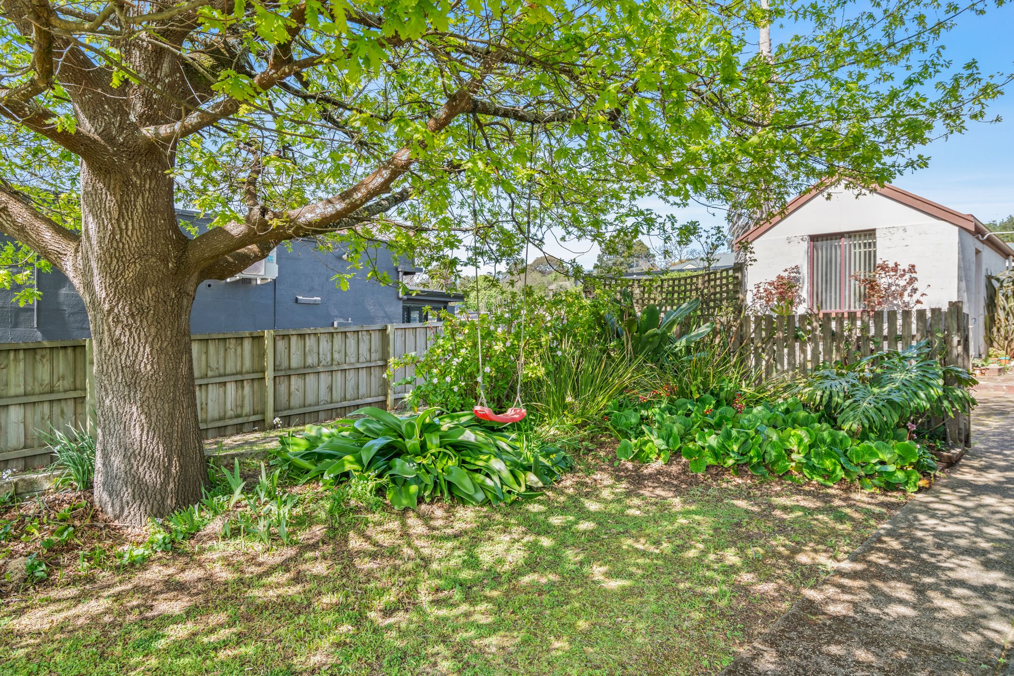 11 Amor Street — photo 28 of 30
