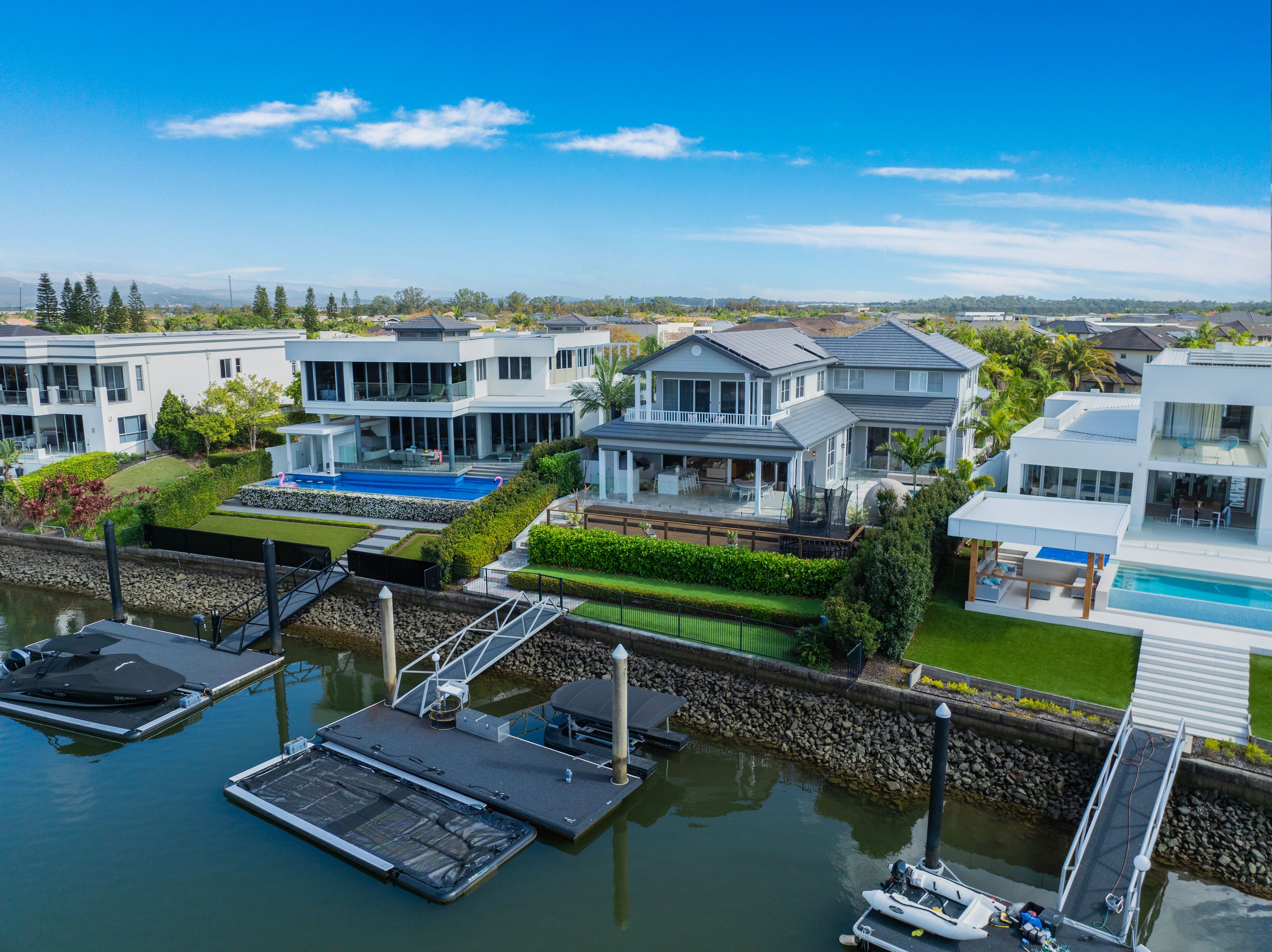 2633 Virginia Drive, Hope Island, QLD 4212