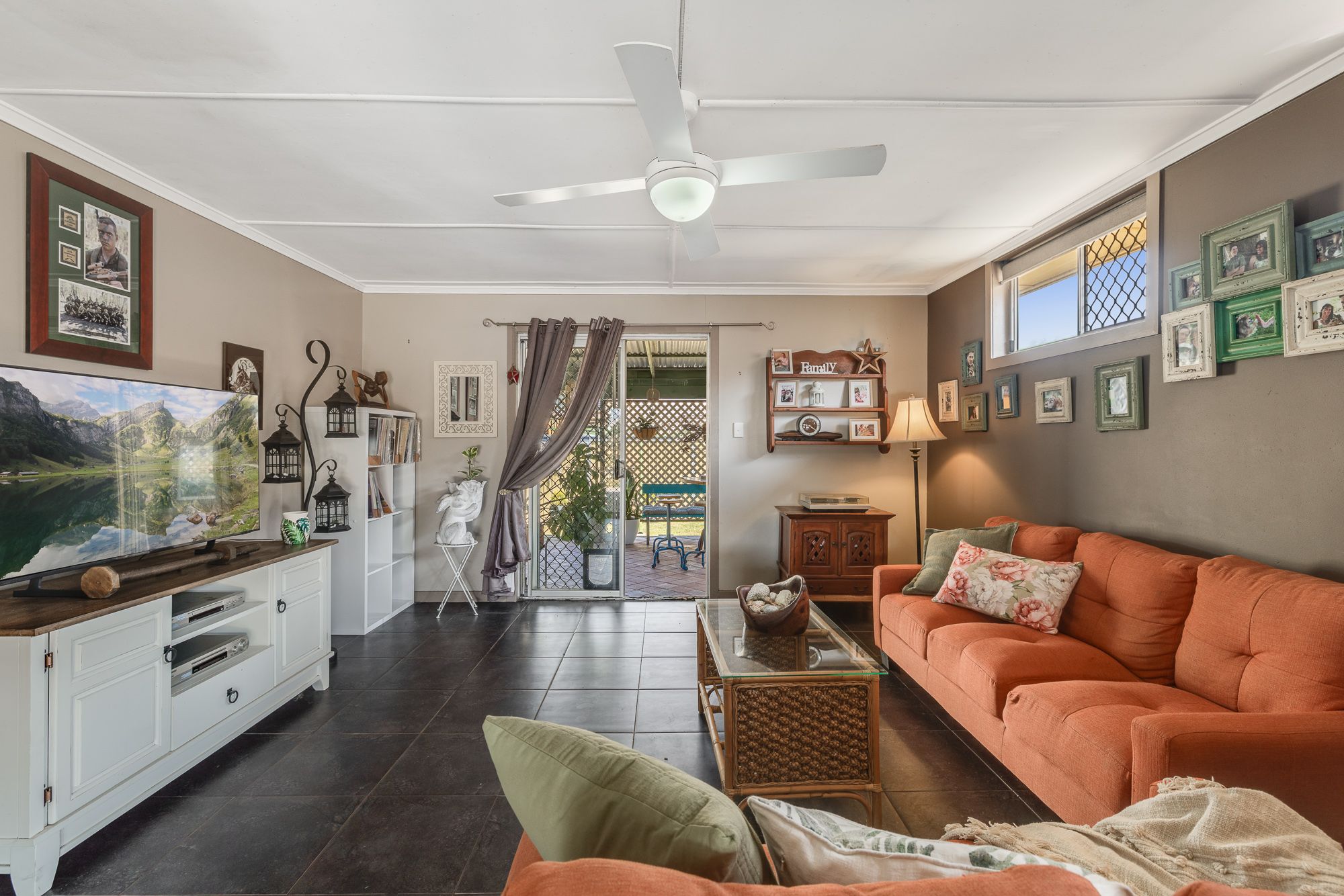 16 Quelch Street — photo 10 of 13