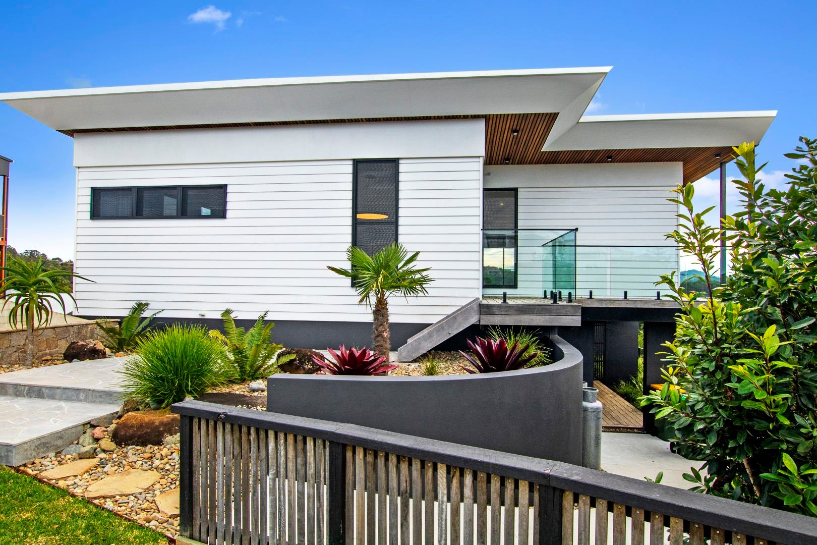 7A Roundhouse Place, Ocean Shores, NSW 2483