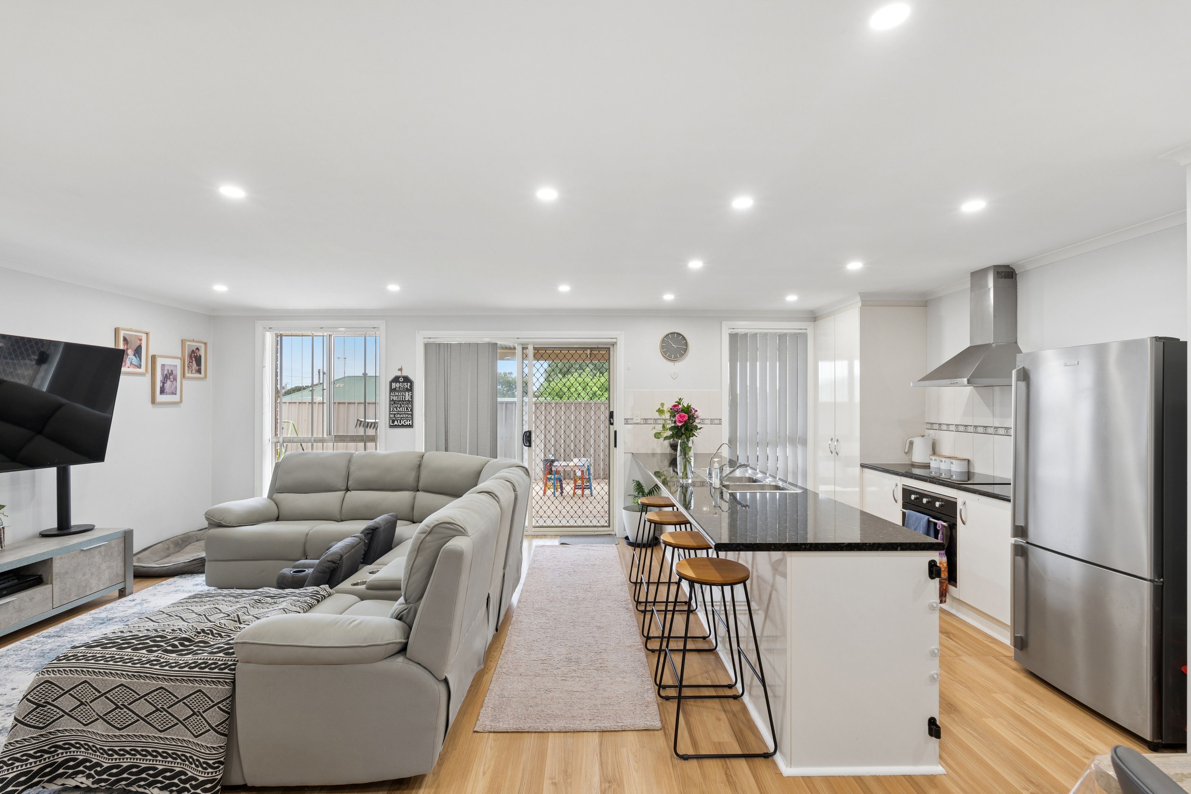 75B Alma Avenue — photo 4 of 19