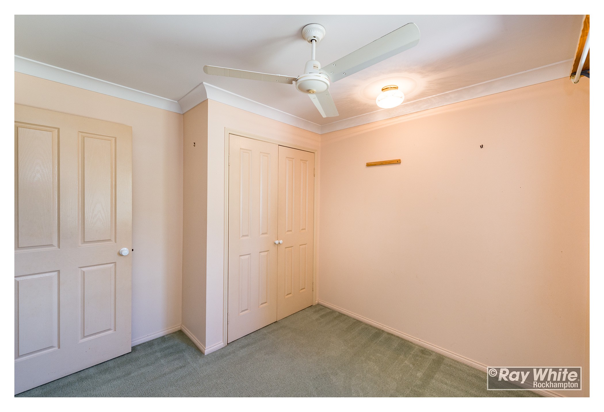 9 Ottaway Street, Norman Gardens, QLD 4701