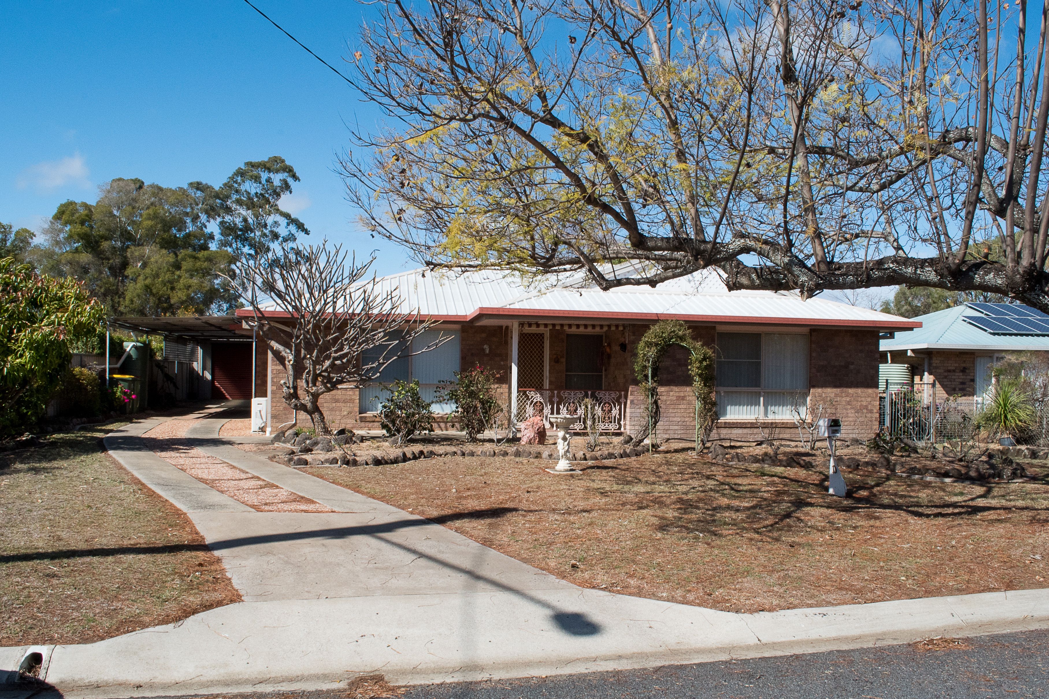 10 Cunningham Street, Pittsworth QLD 4356