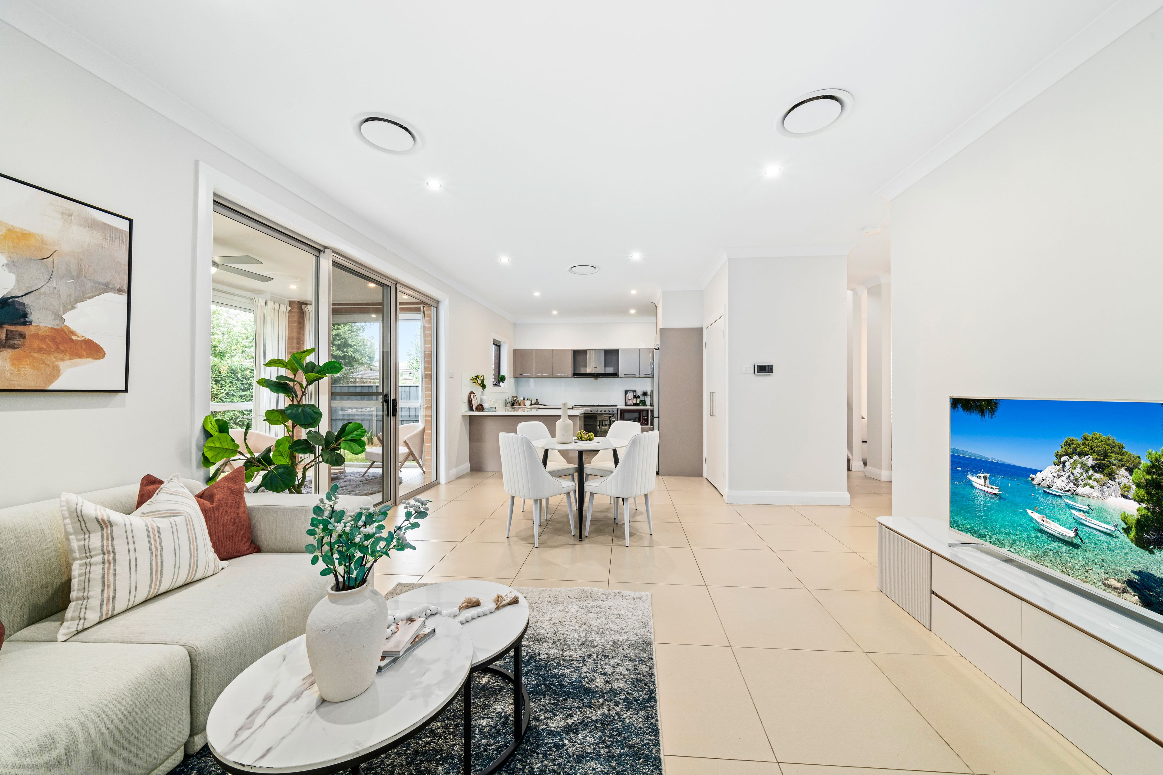 5 Andrews Grove, Kellyville, NSW 2155, photo 4