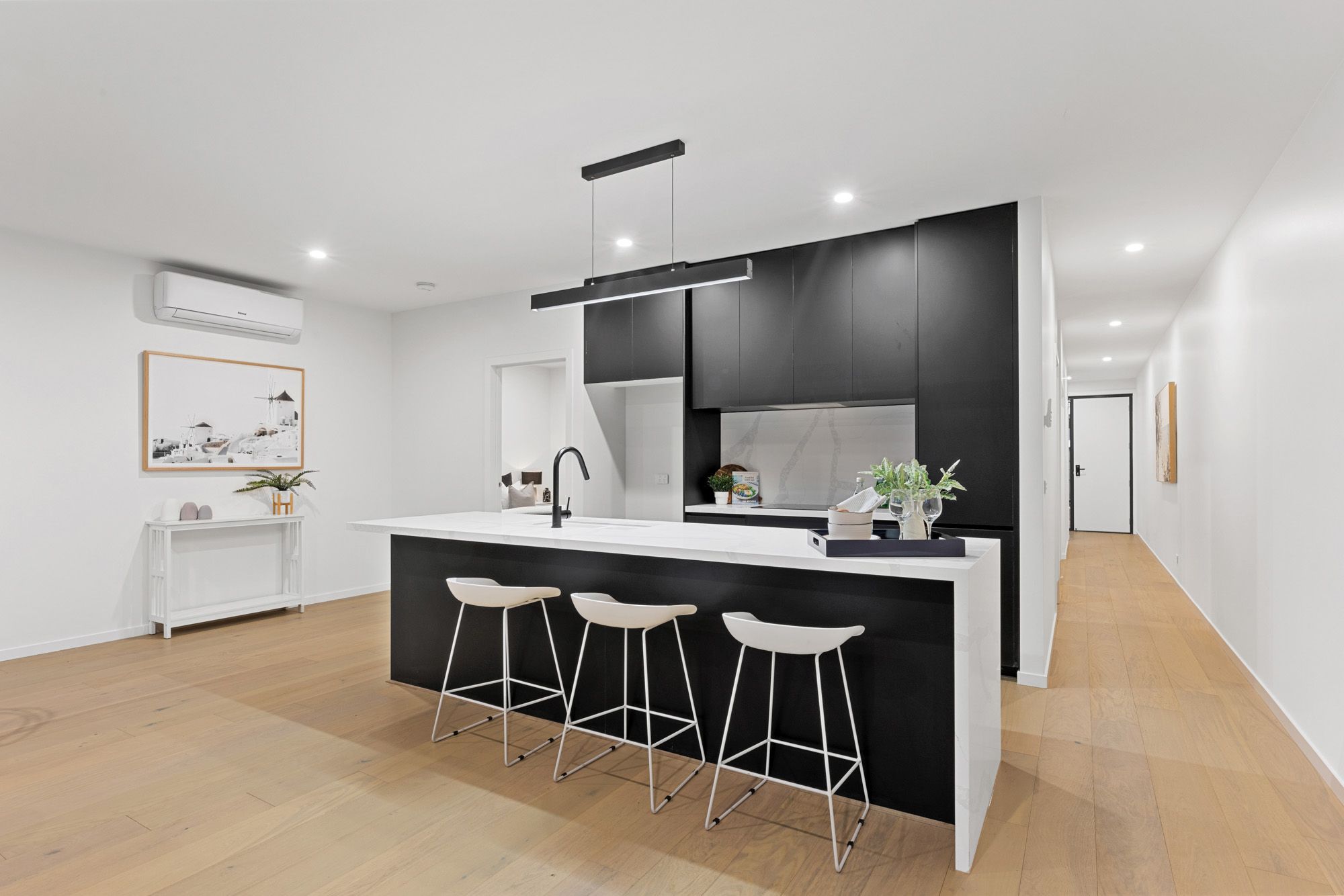 4/16 McCubbin Street, Burwood, VIC 3125