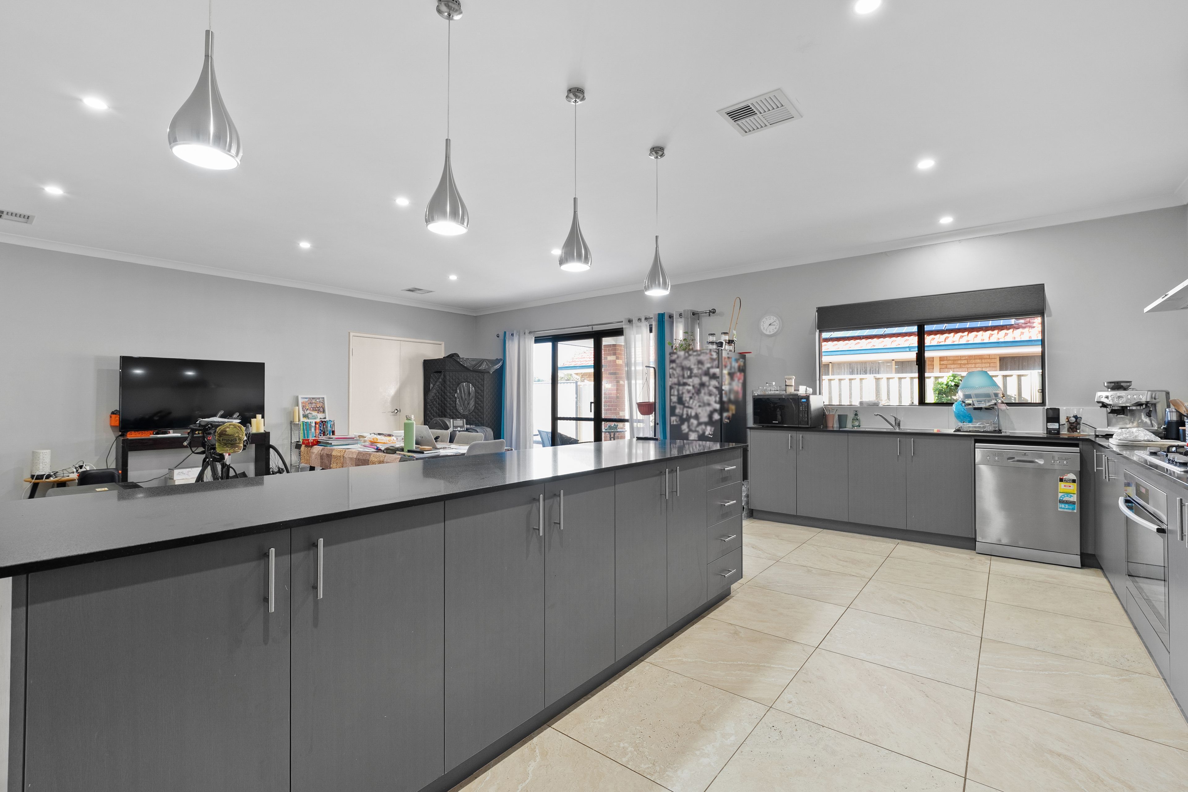 4 Vila Do Porto Crescent — photo 14 of 29