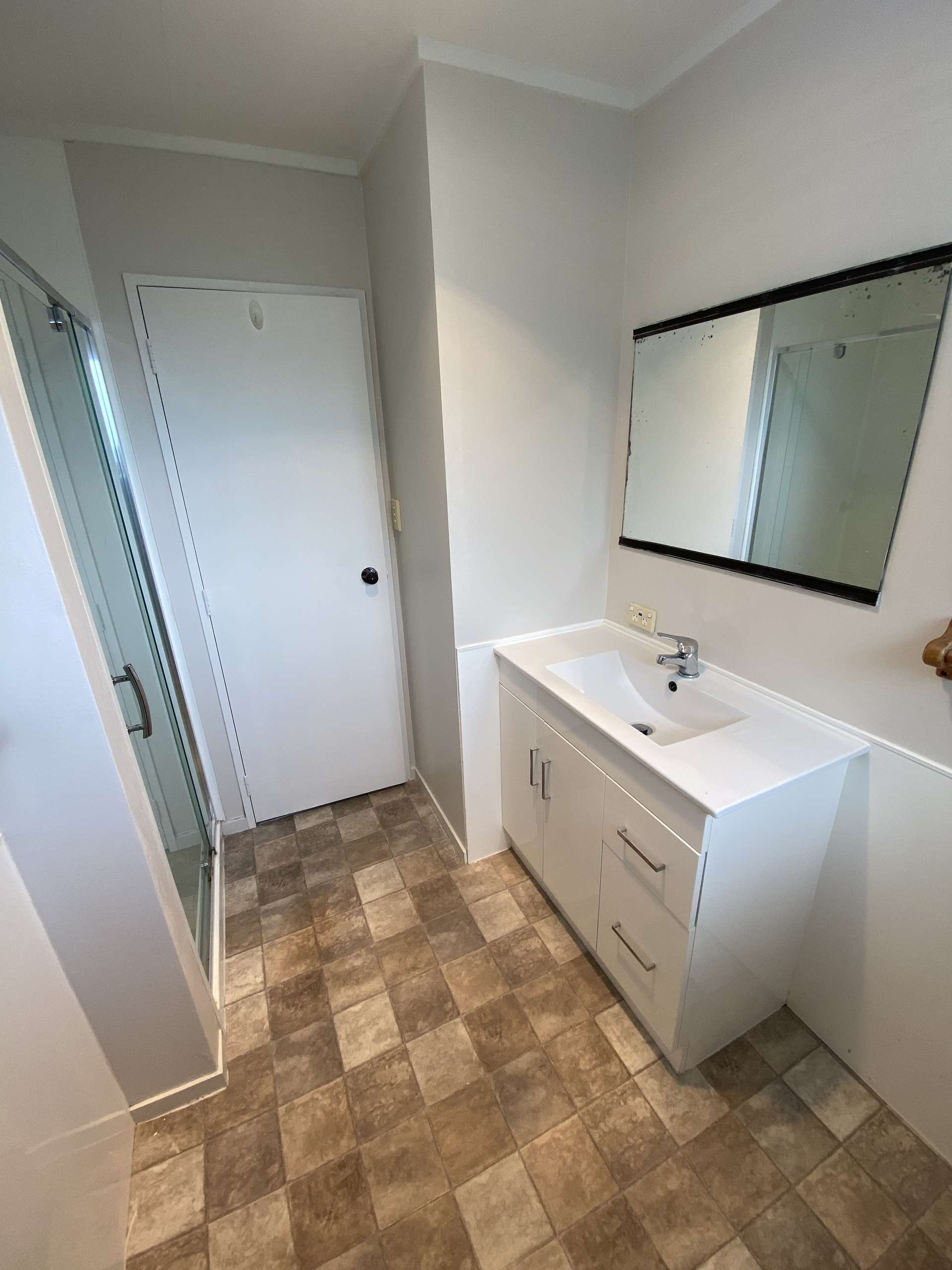 221 Brown Road photo 6
