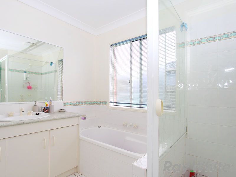 26 Grevillea Place, Bridgeman Downs, QLD 4035