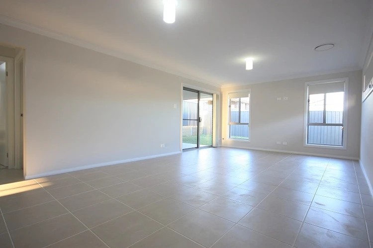 8 Cassidy Street, Spring Farm, NSW 2570