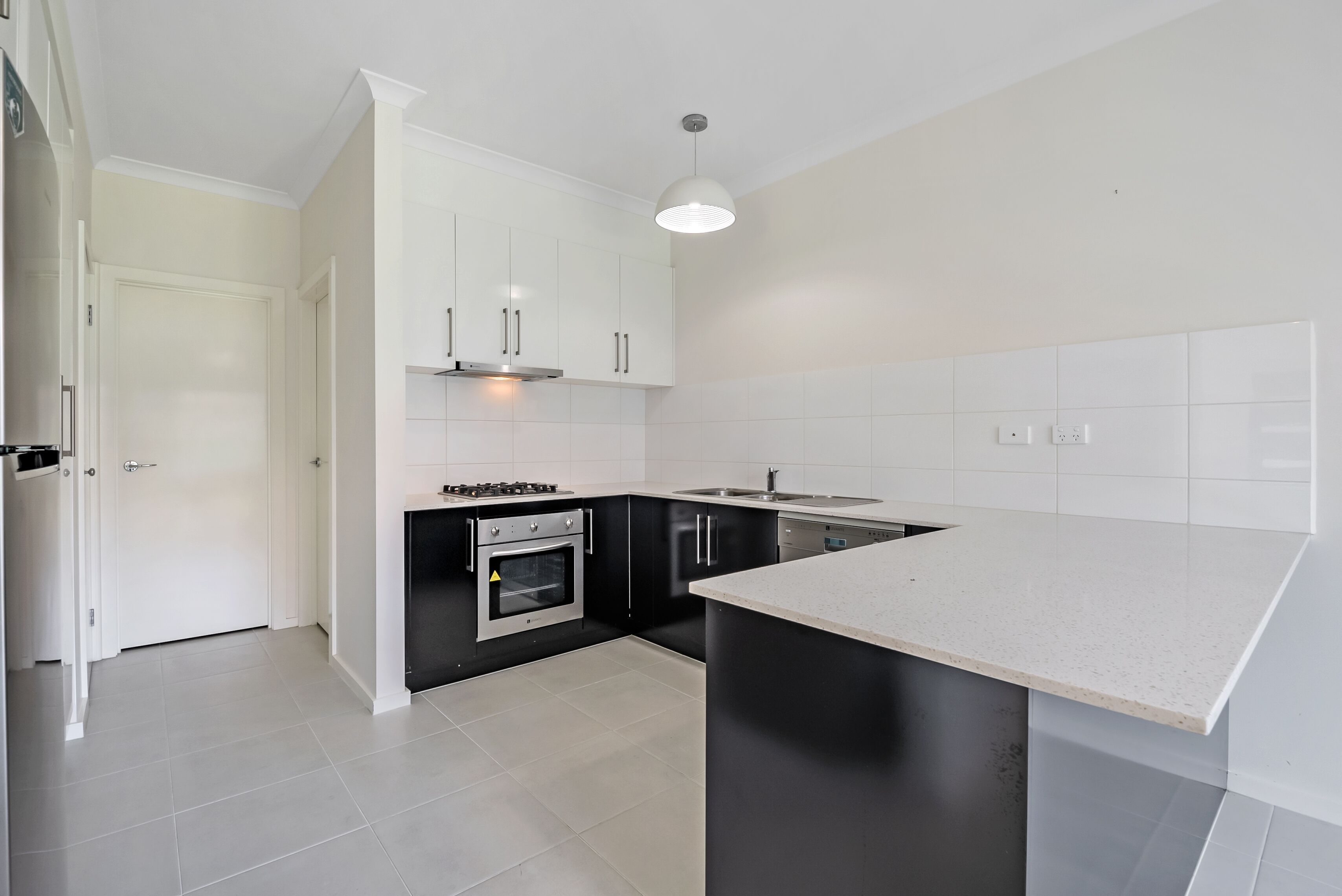 1/3 Curtain Street, Kingsbury, VIC 3083