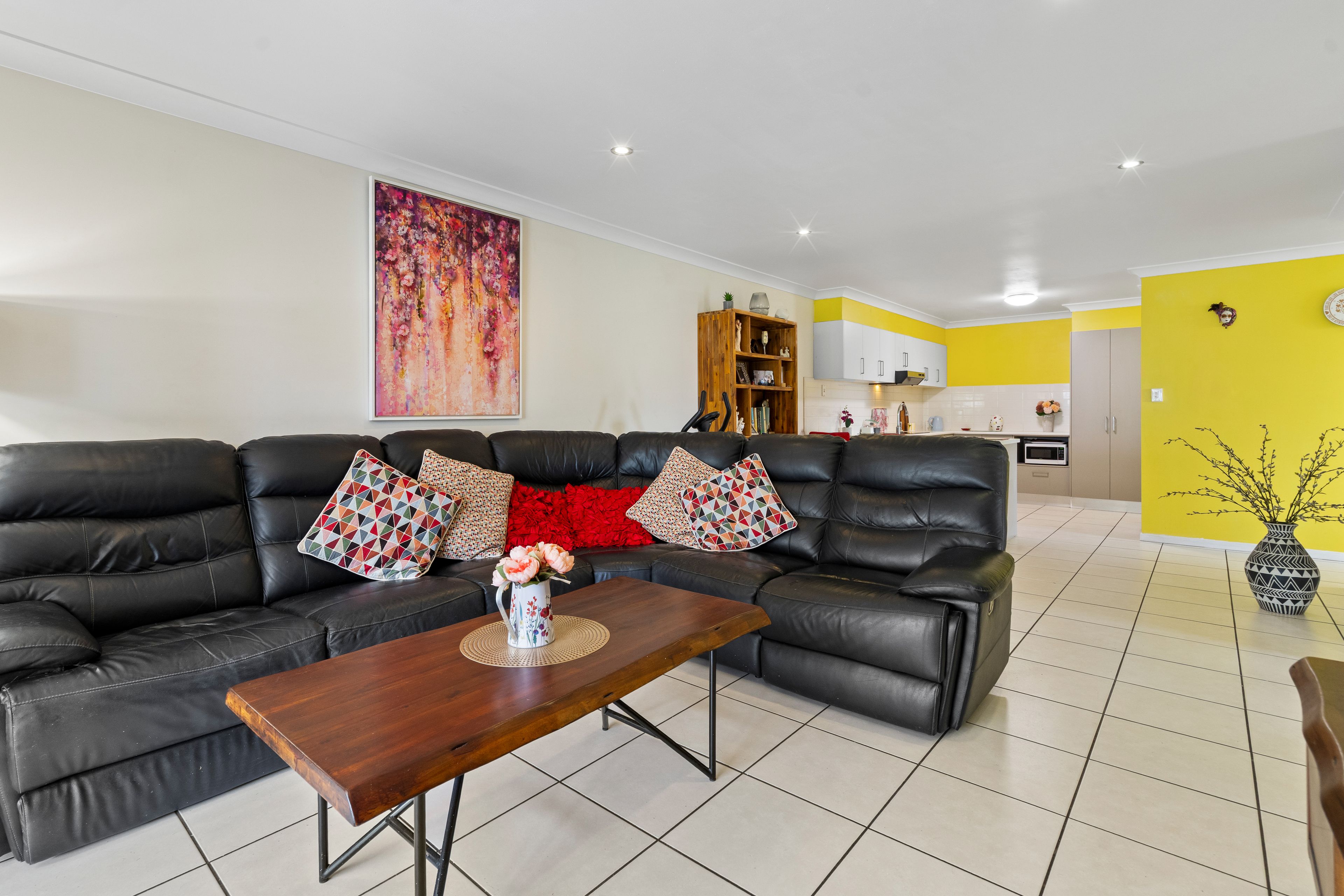 44 Wattle Crescent, Raceview, QLD 4305