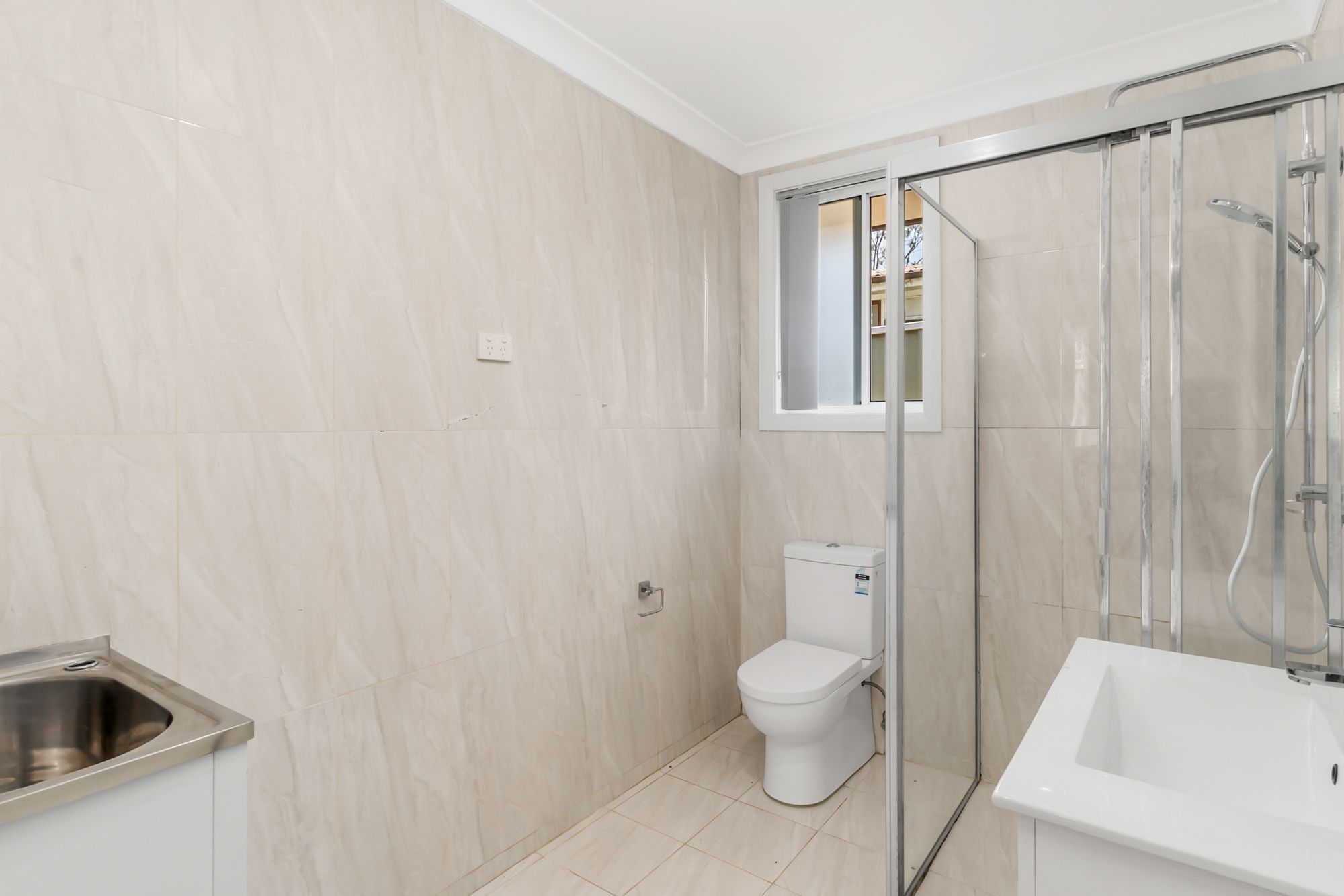 9a Hatherton Road — photo 4 of 5