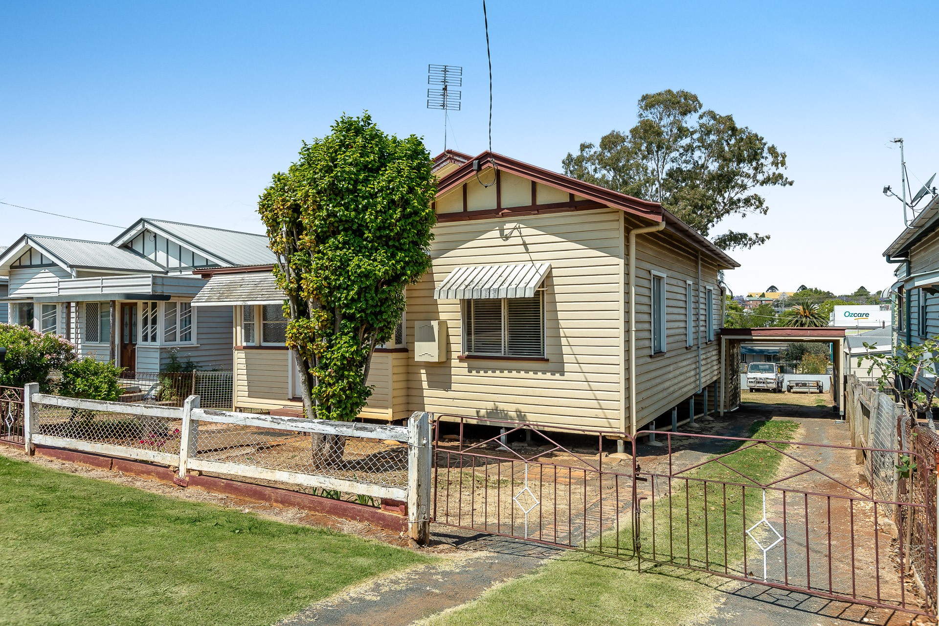 8 Wilmot Street, South Toowoomba, QLD 4350