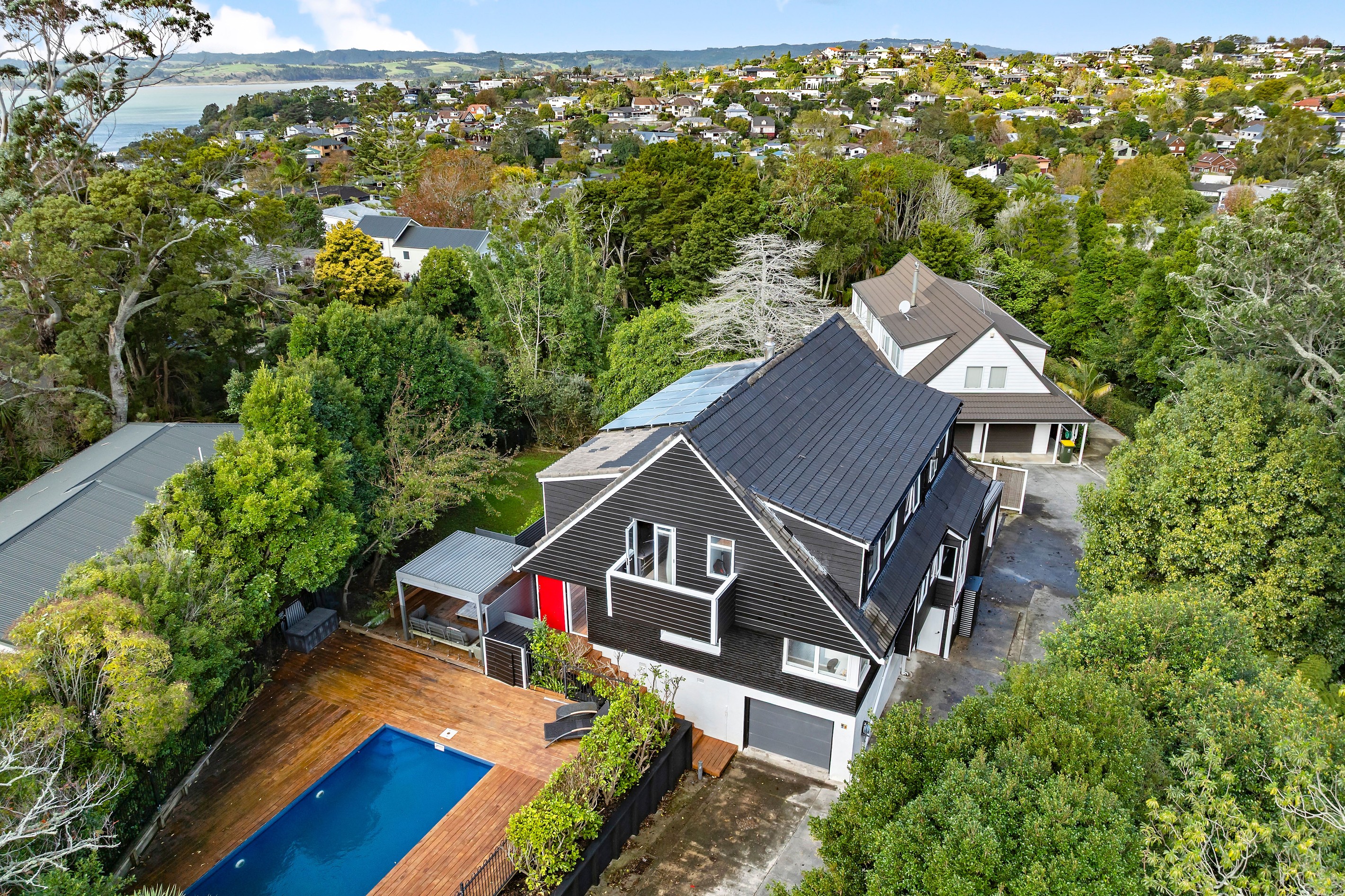 18 Alexander Street, Cockle Bay, Manukau City