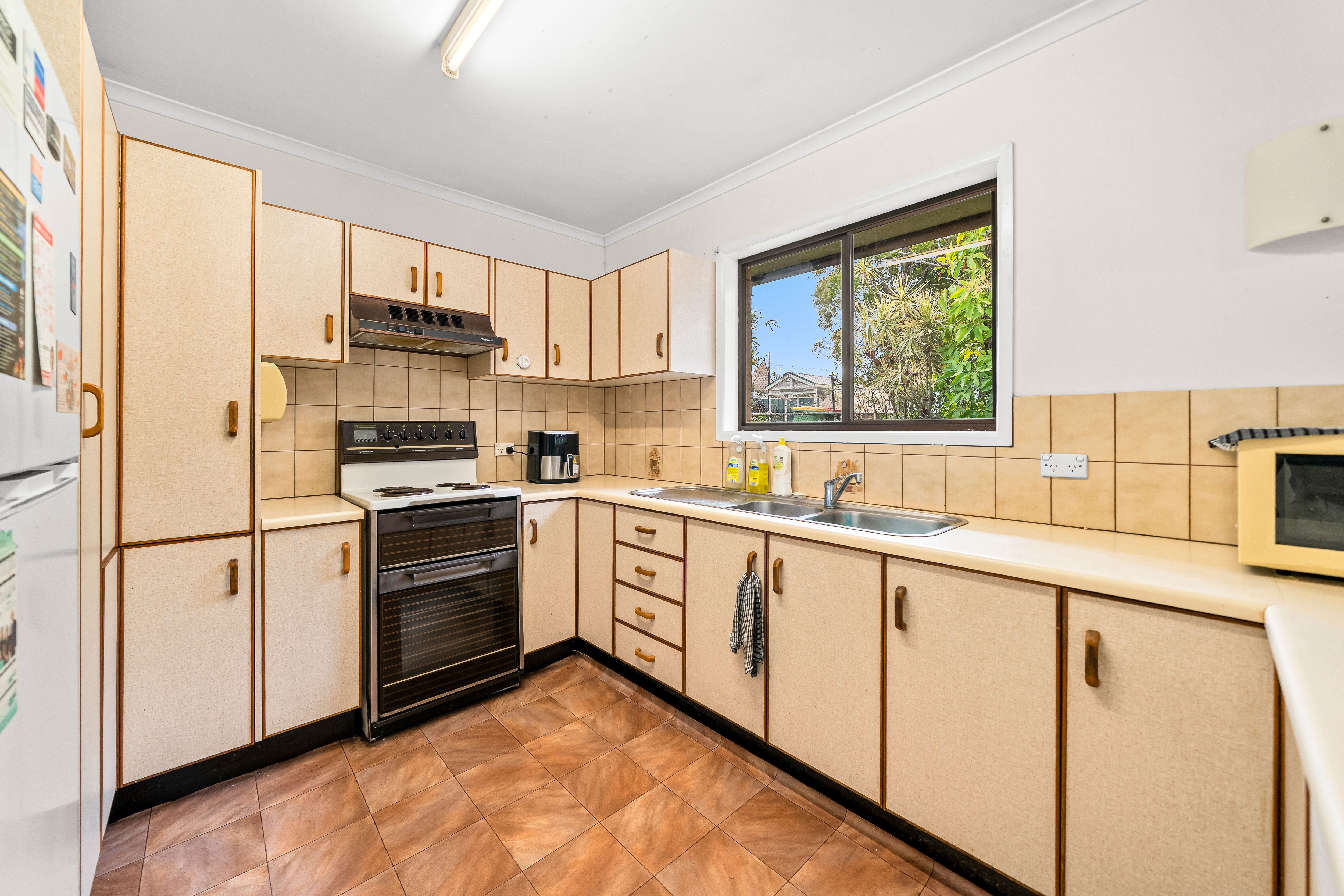 8 Alrak Avenue — photo 17 of 29