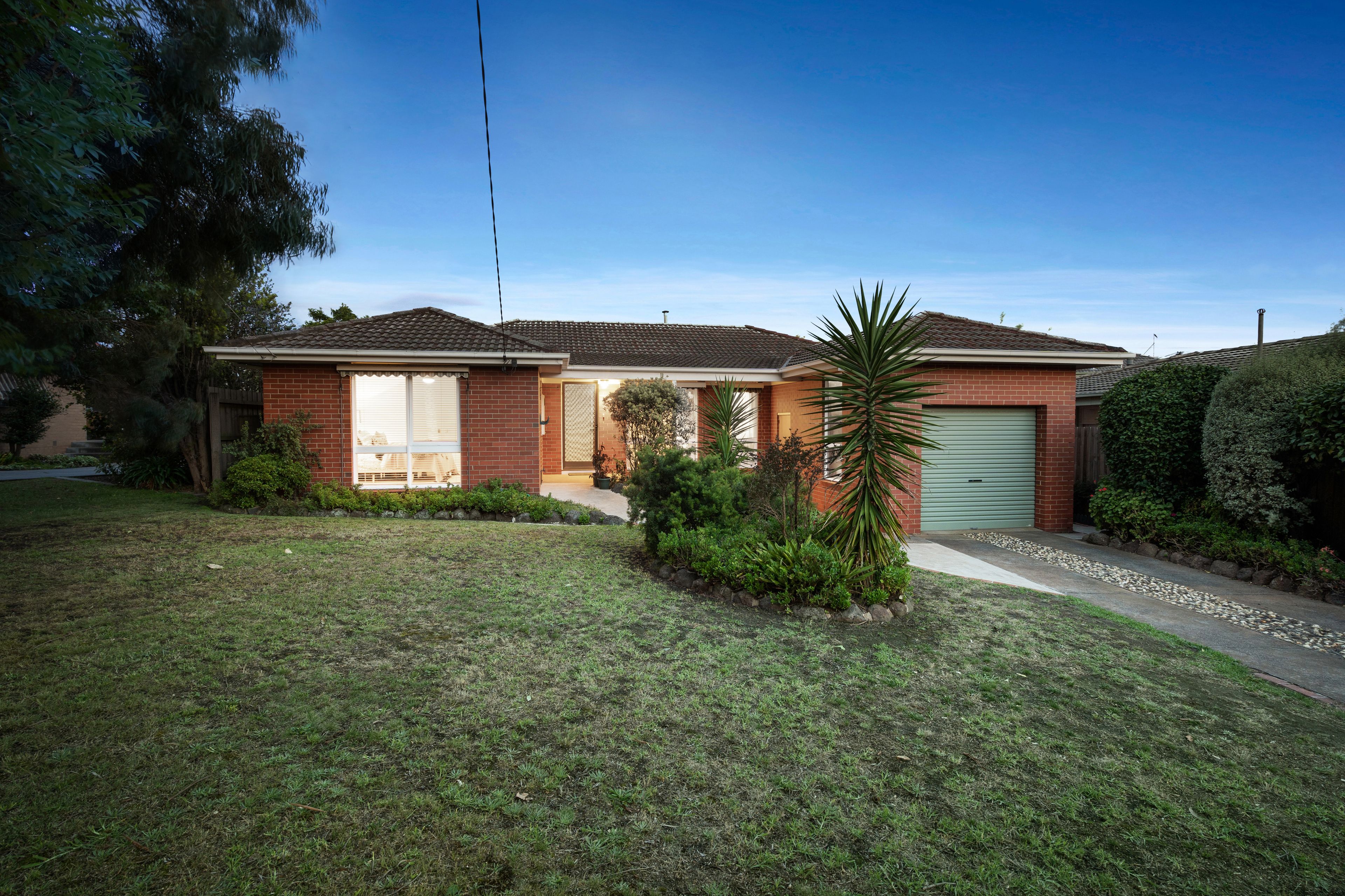 8 Abelia Court, Bundoora, VIC 3083