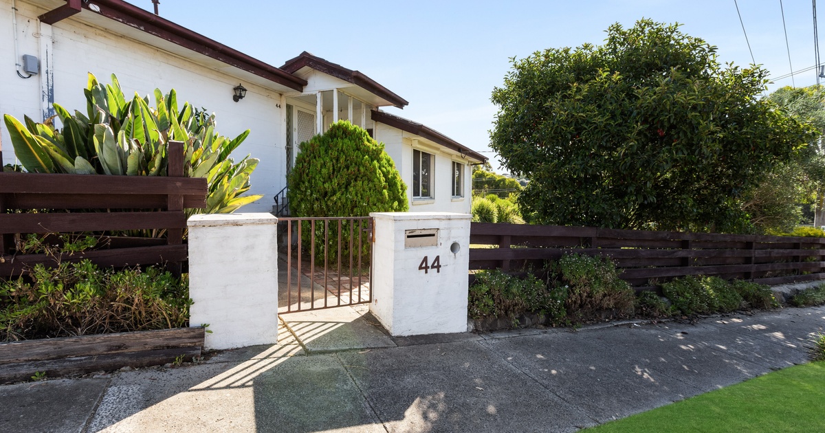 44 Ripplebrook Drive, Broadmeadows, VIC – Home For Sale • Ray White