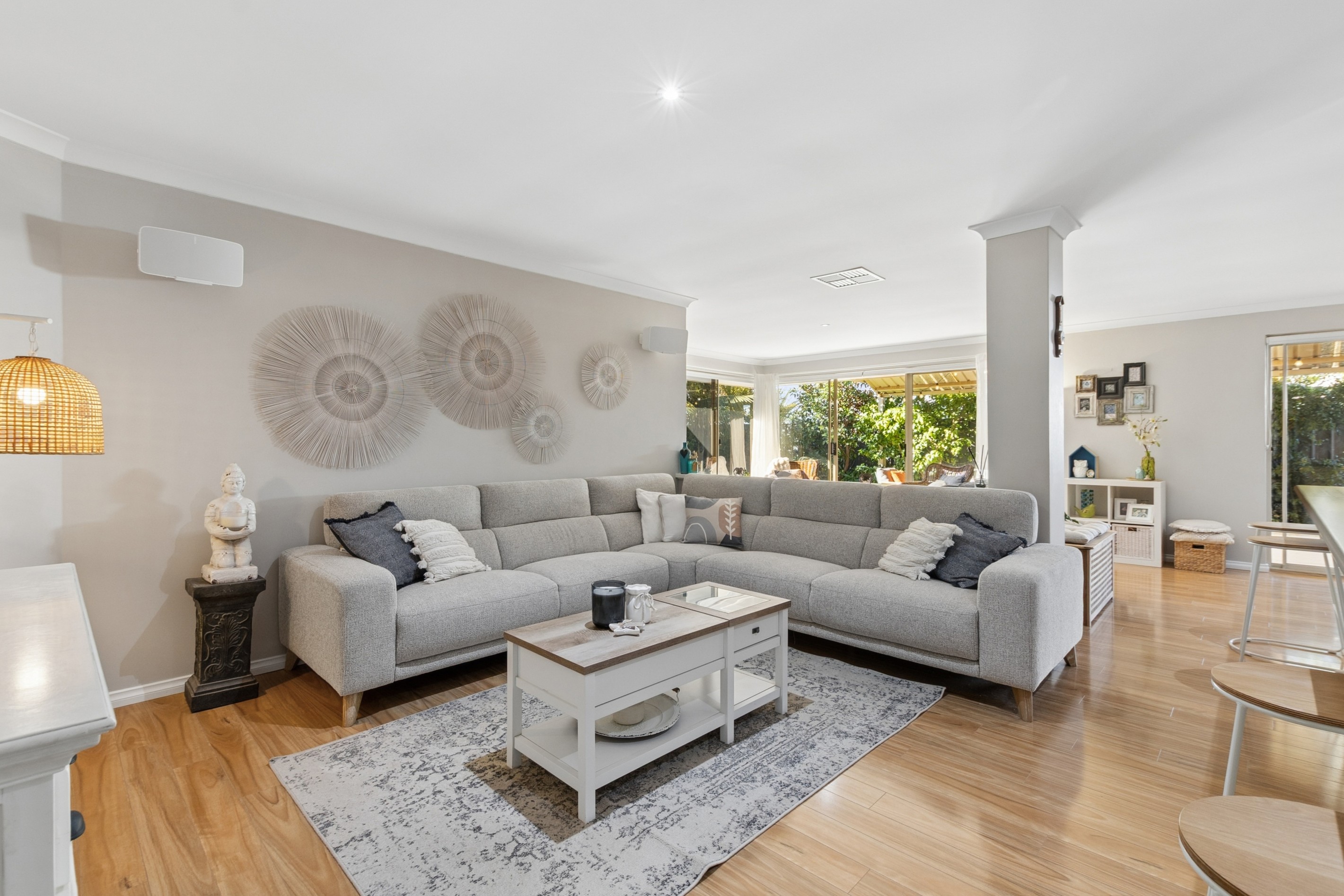 4 Middle Cove, Kallaroo, WA 6025