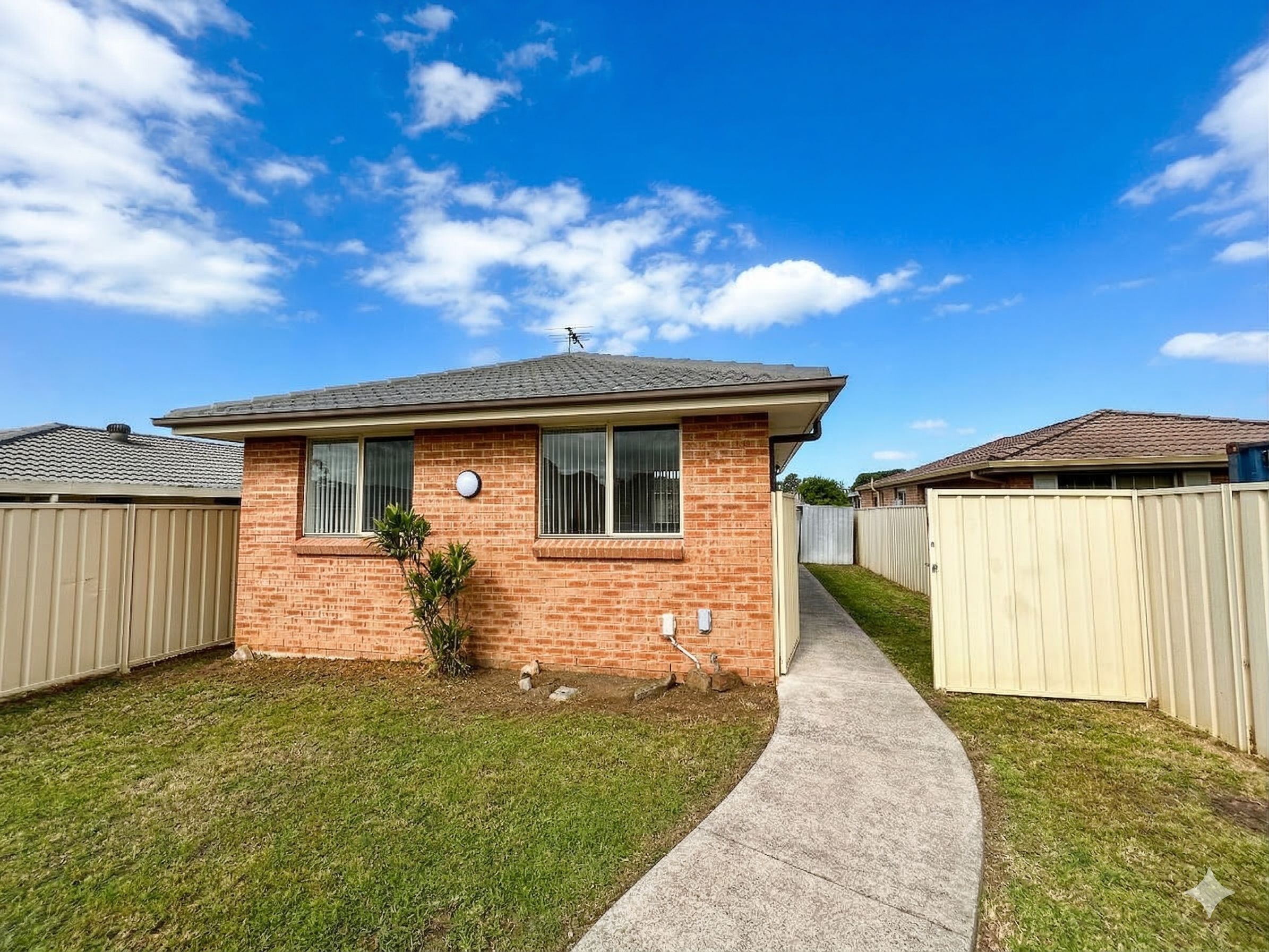 4a Kalambo Place, St Clair, NSW