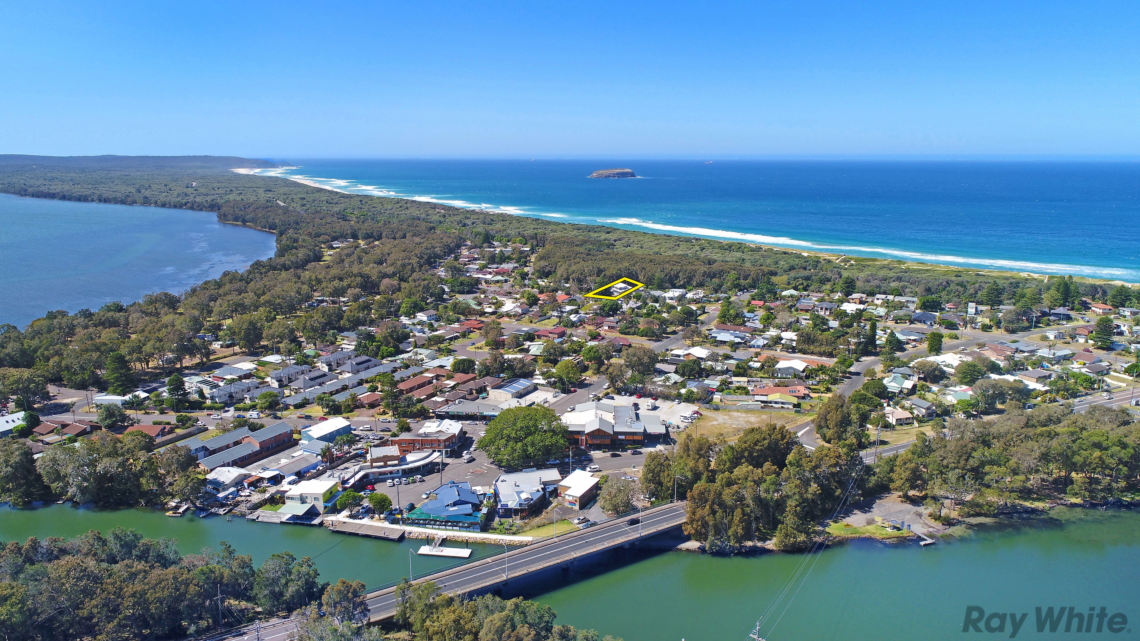 18 Ourringo Street, Budgewoi, NSW 2262