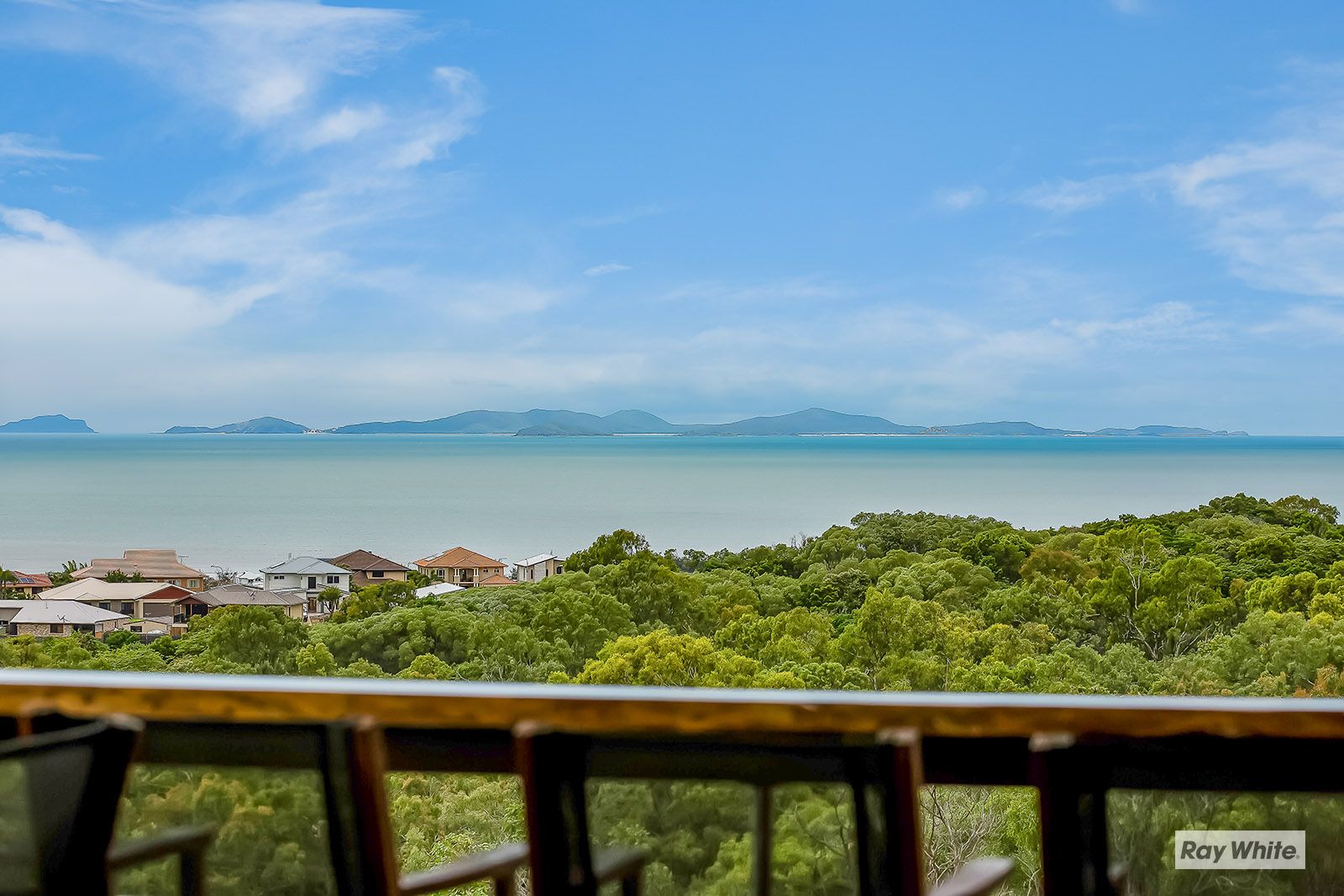 11 Fraser Crescent, Pacific Heights, QLD 4703