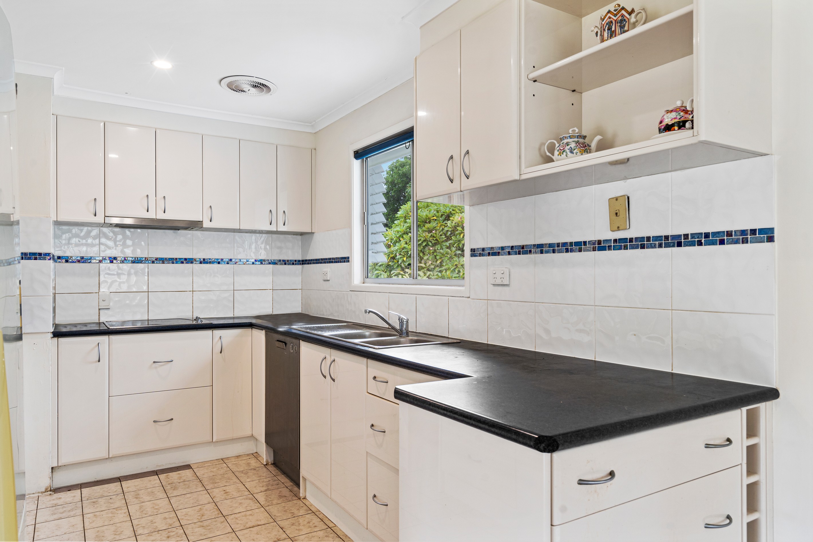 45 Blackberry Street, Mansfield, QLD 4122