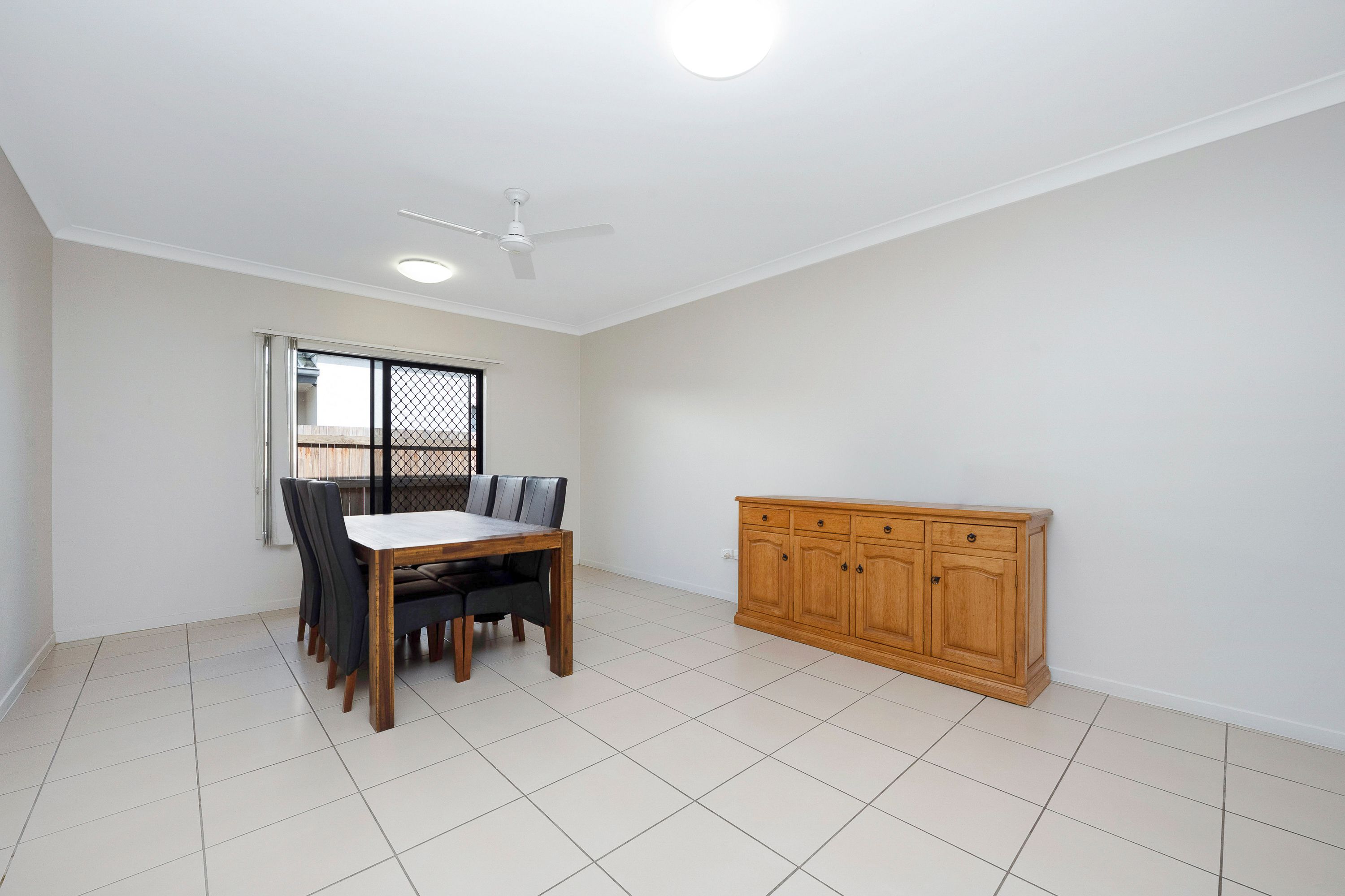 21 Rowley Place — photo 7 of 14