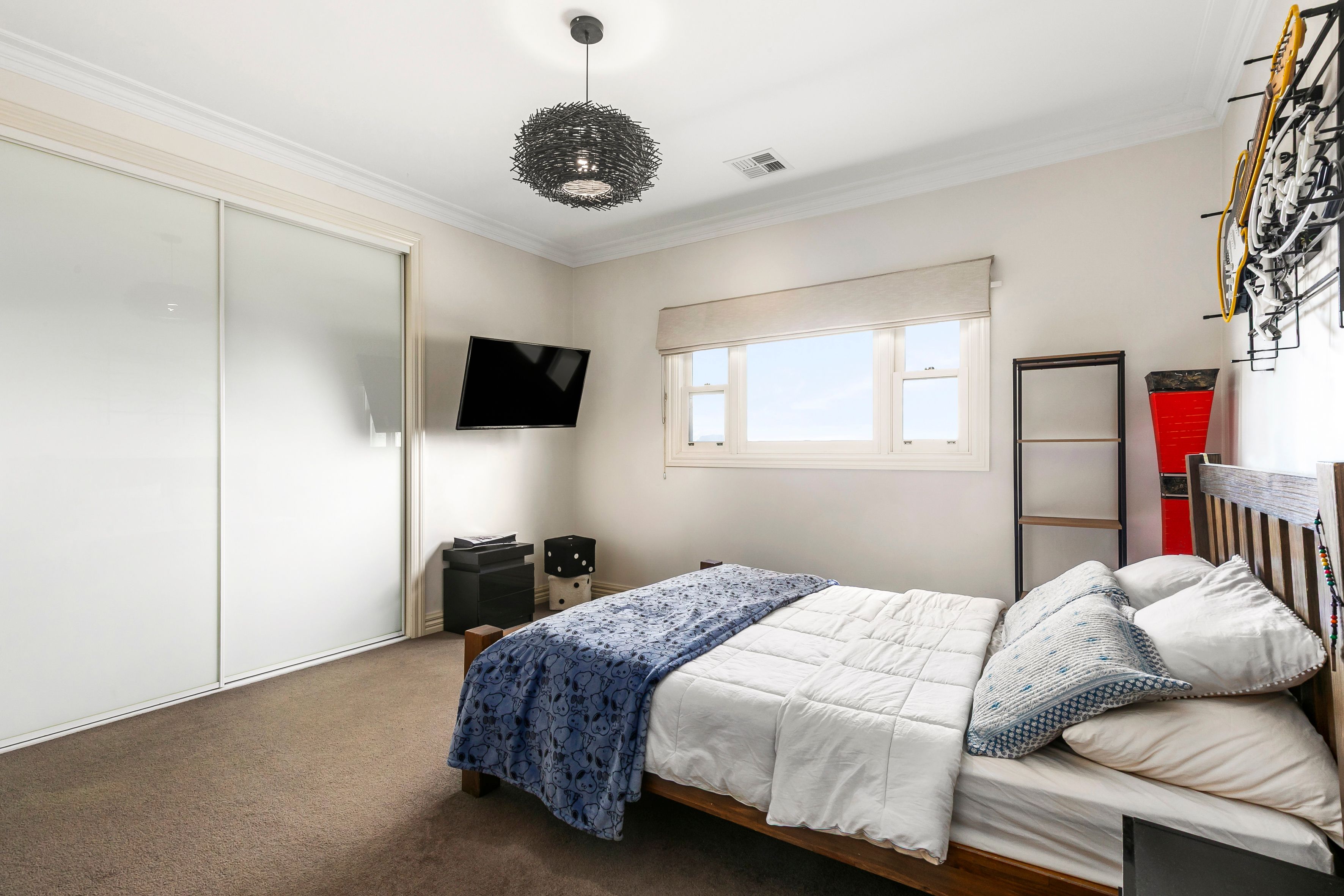 32 Serendip Crescent — photo 13 of 16