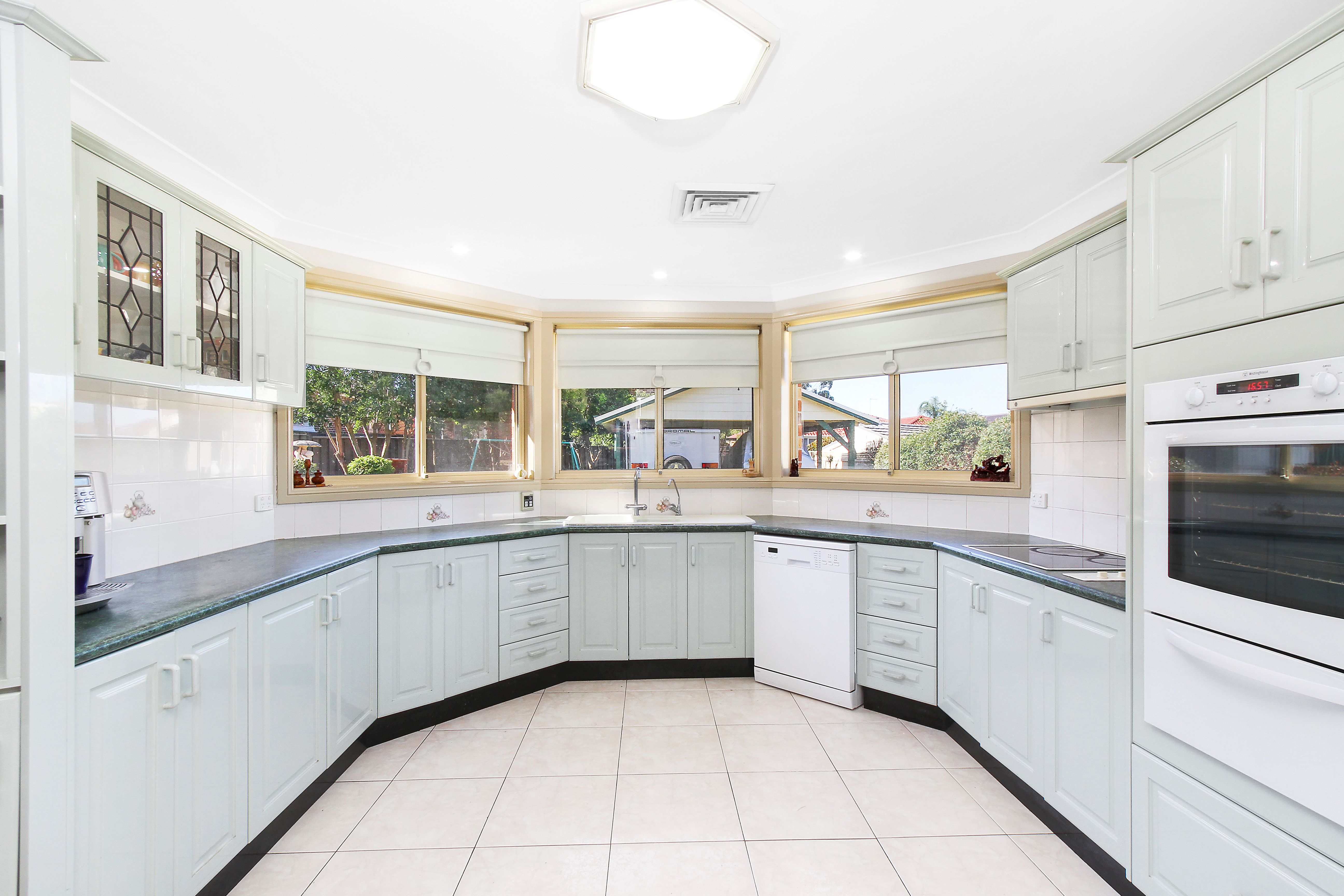 123 Restwell Road, Bossley Park, NSW 2176