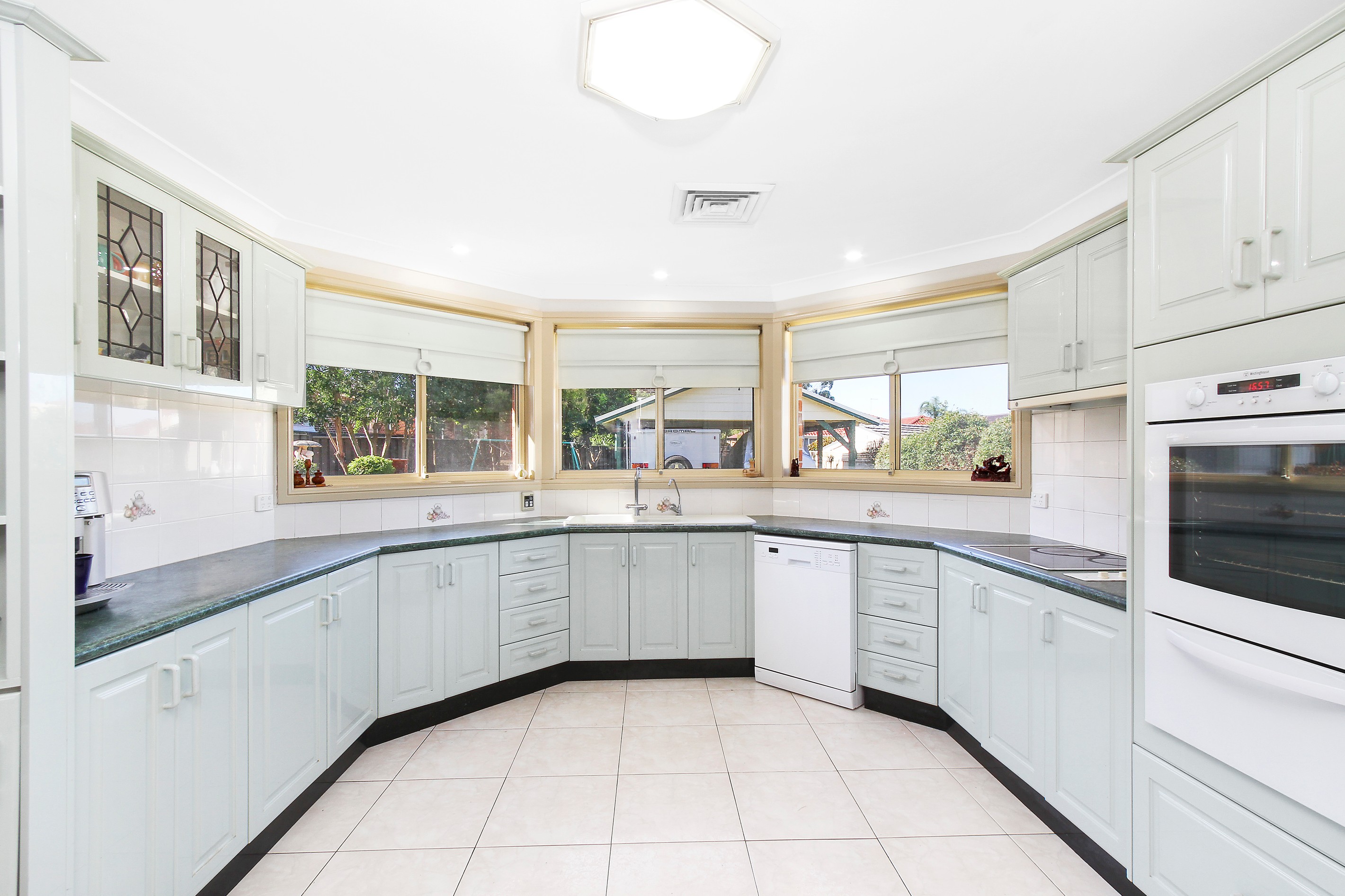123 Restwell Road, Bossley Park, NSW 2176